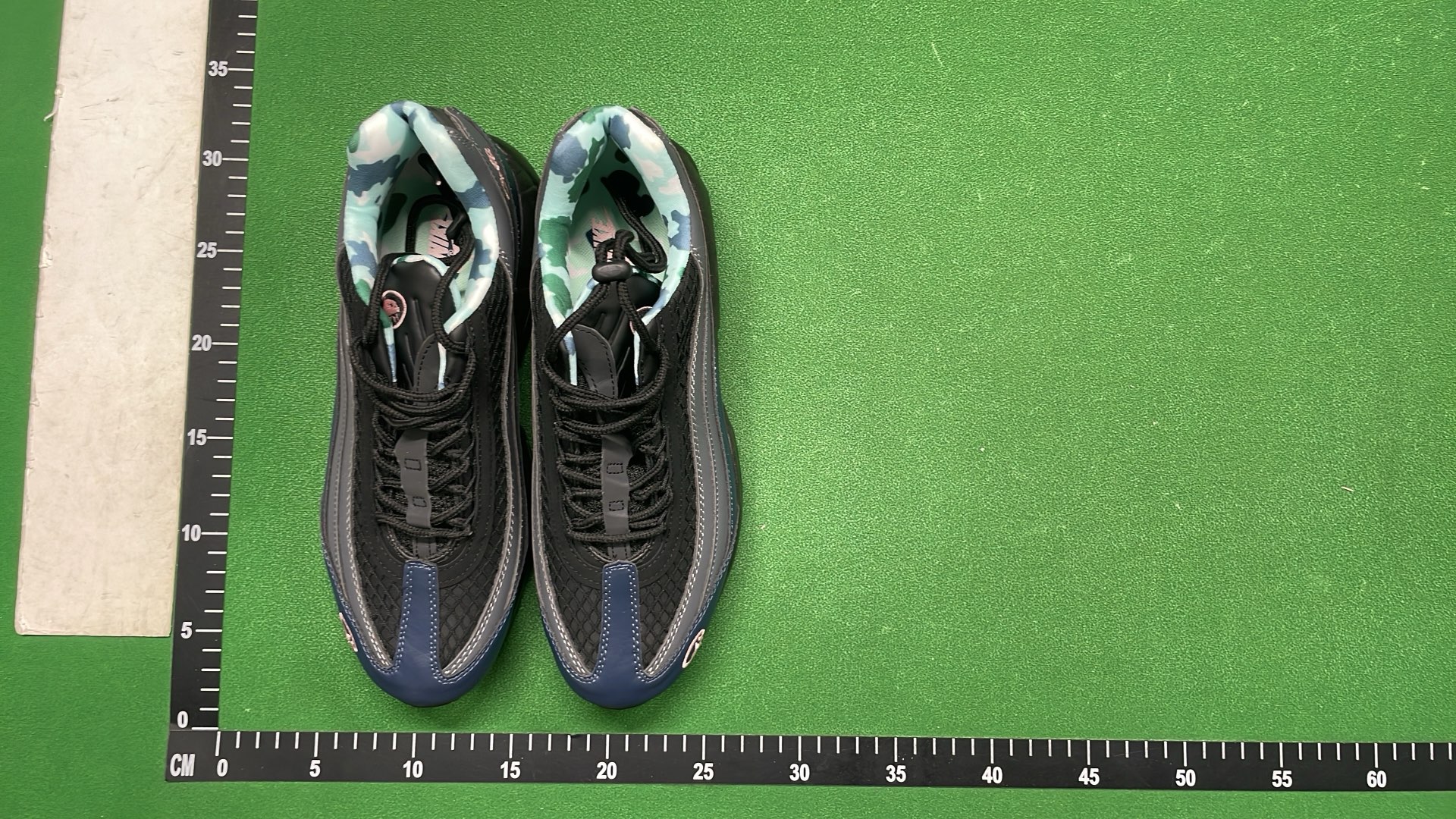 Nike Air Max 95 All Black Sneakers