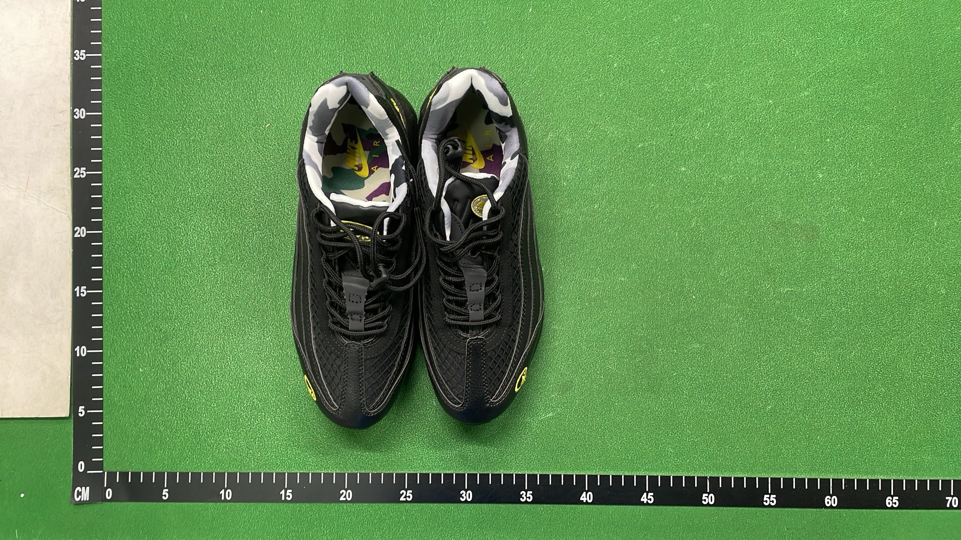 Nike Air Max 95 All Black Sneakers