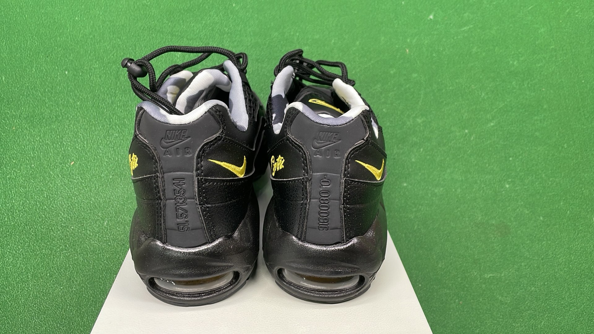 Nike Air Max 95 All Black Sneakers