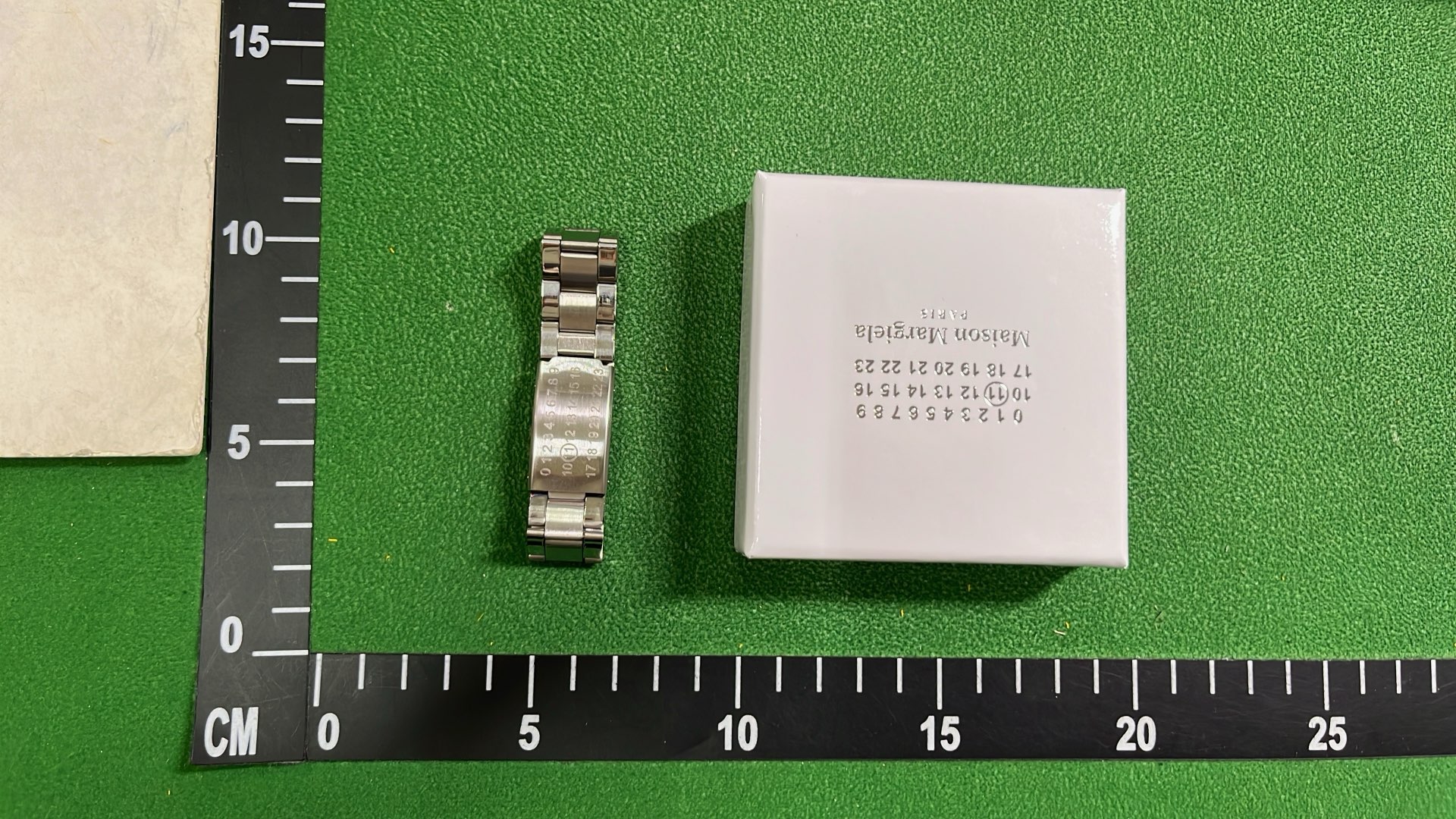 Stainless Steel Magnetic Bracelet with Daily Calendar - Modern Design
