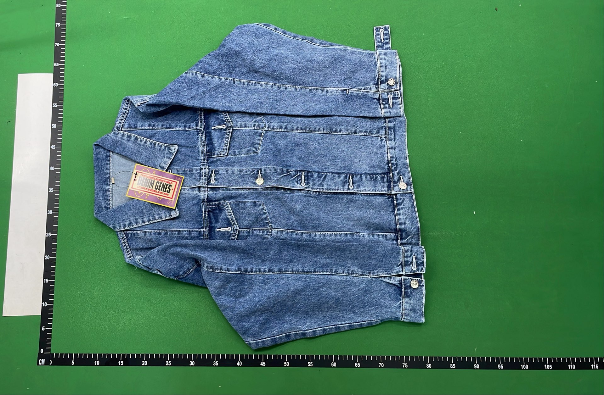 Men's Denim Shorts with Star Patch Design