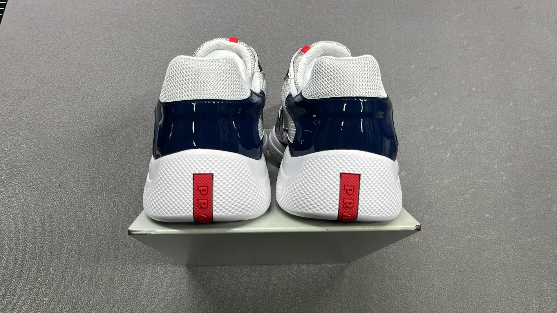 Nike Air Max 270 White Casual Sneakers