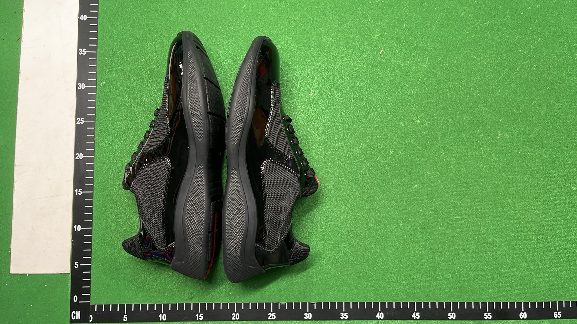 Dior Sneakers - Luxury Fashion Shoes for Men and Women