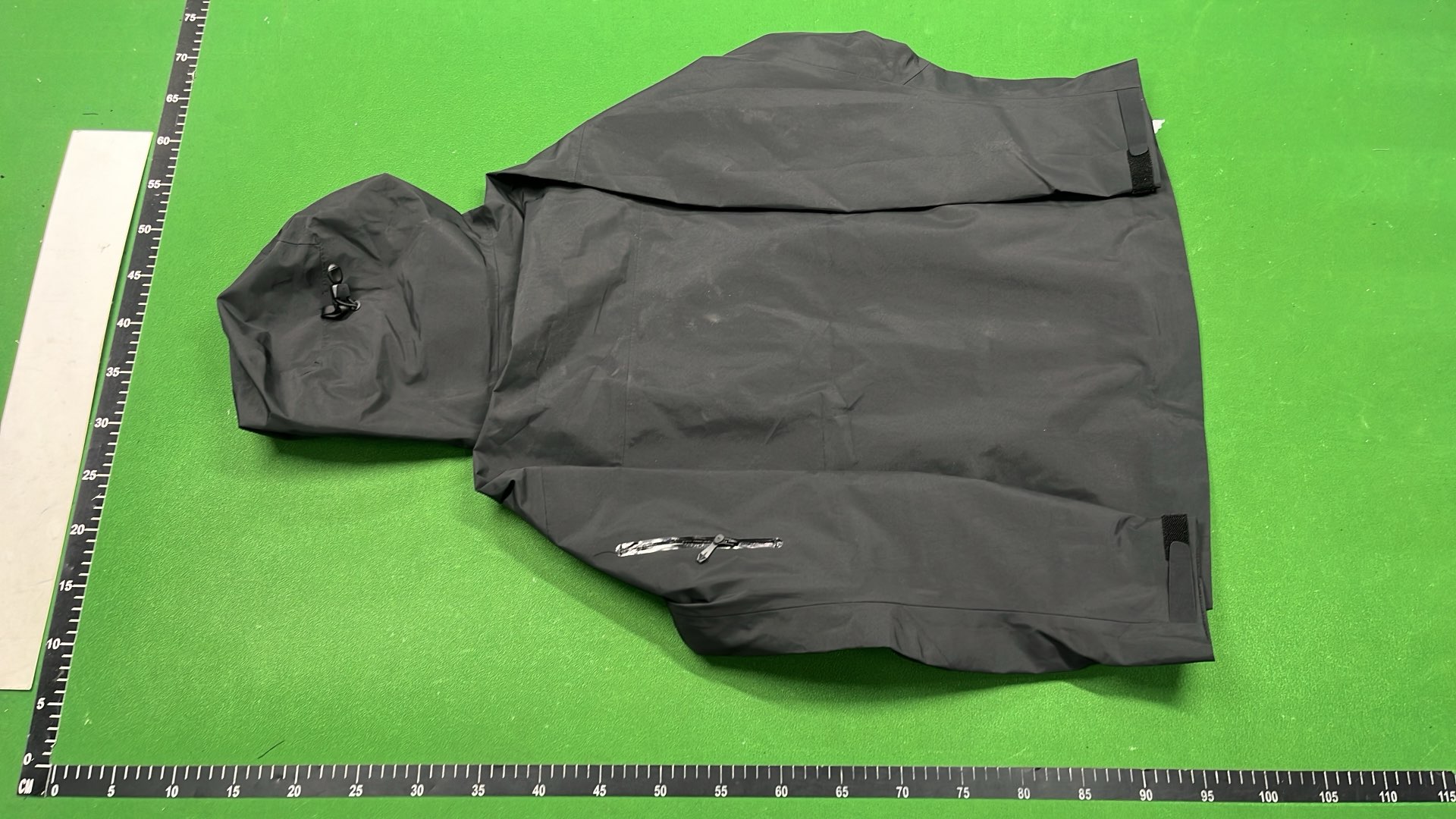 Waterproof Windbreaker Jacket for Men - Lightweight Hiking Outdoor Gear