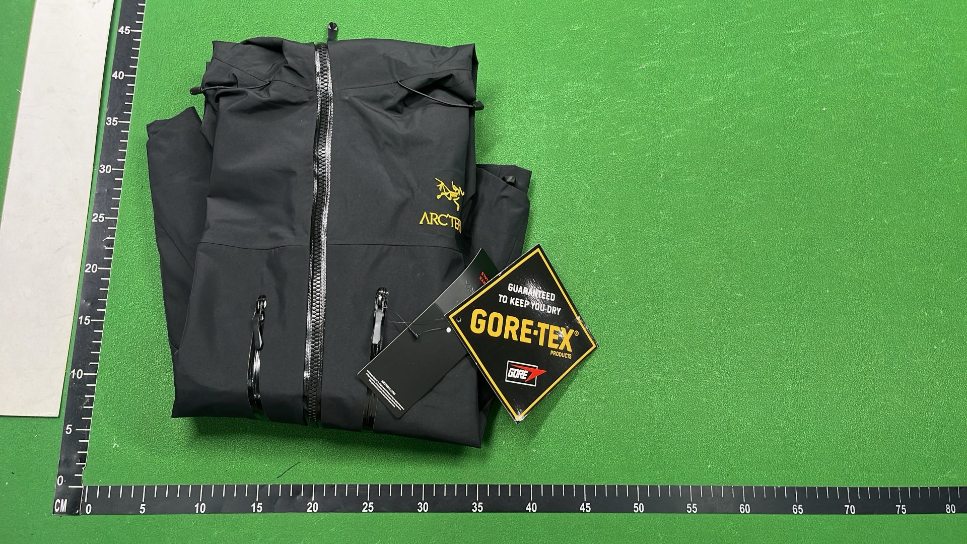 Waterproof Windbreaker Jacket for Men - Lightweight Hiking Outdoor Gear