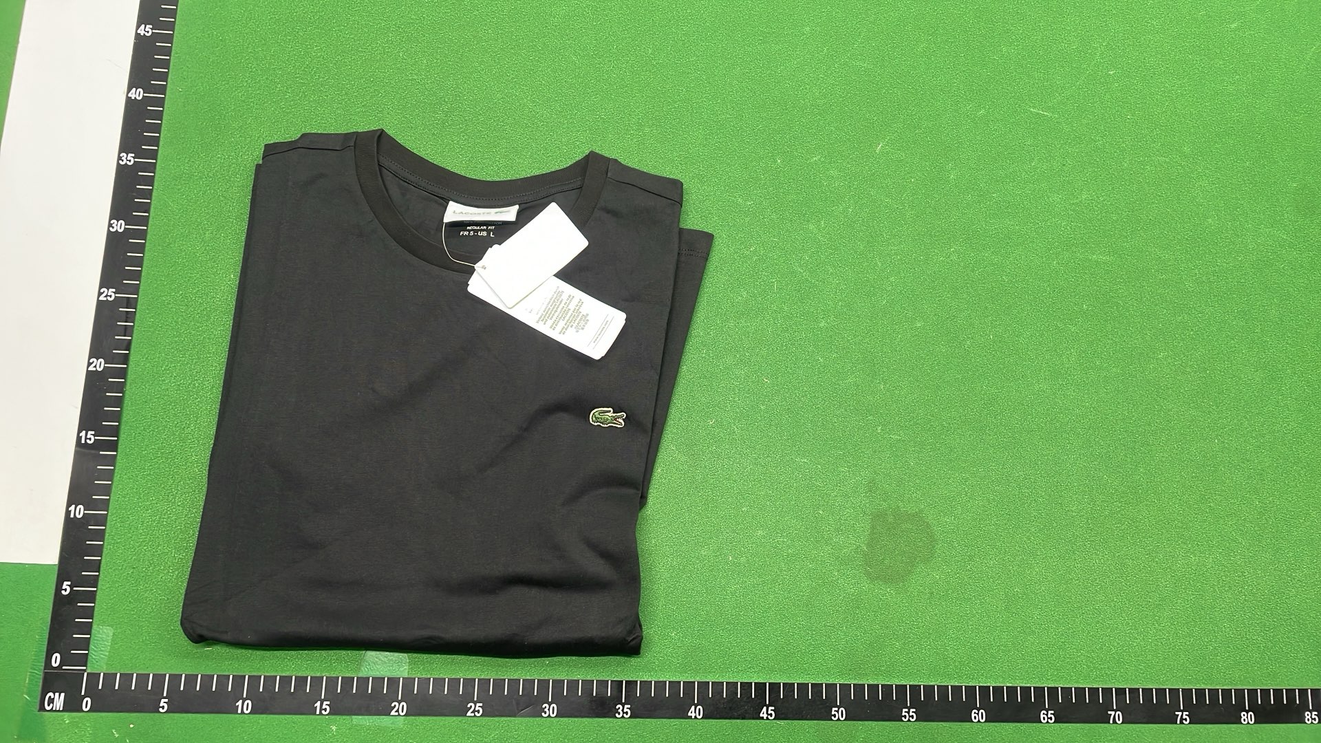 Lacoste Men's Classic Cotton T-Shirt with Crocodile Logo