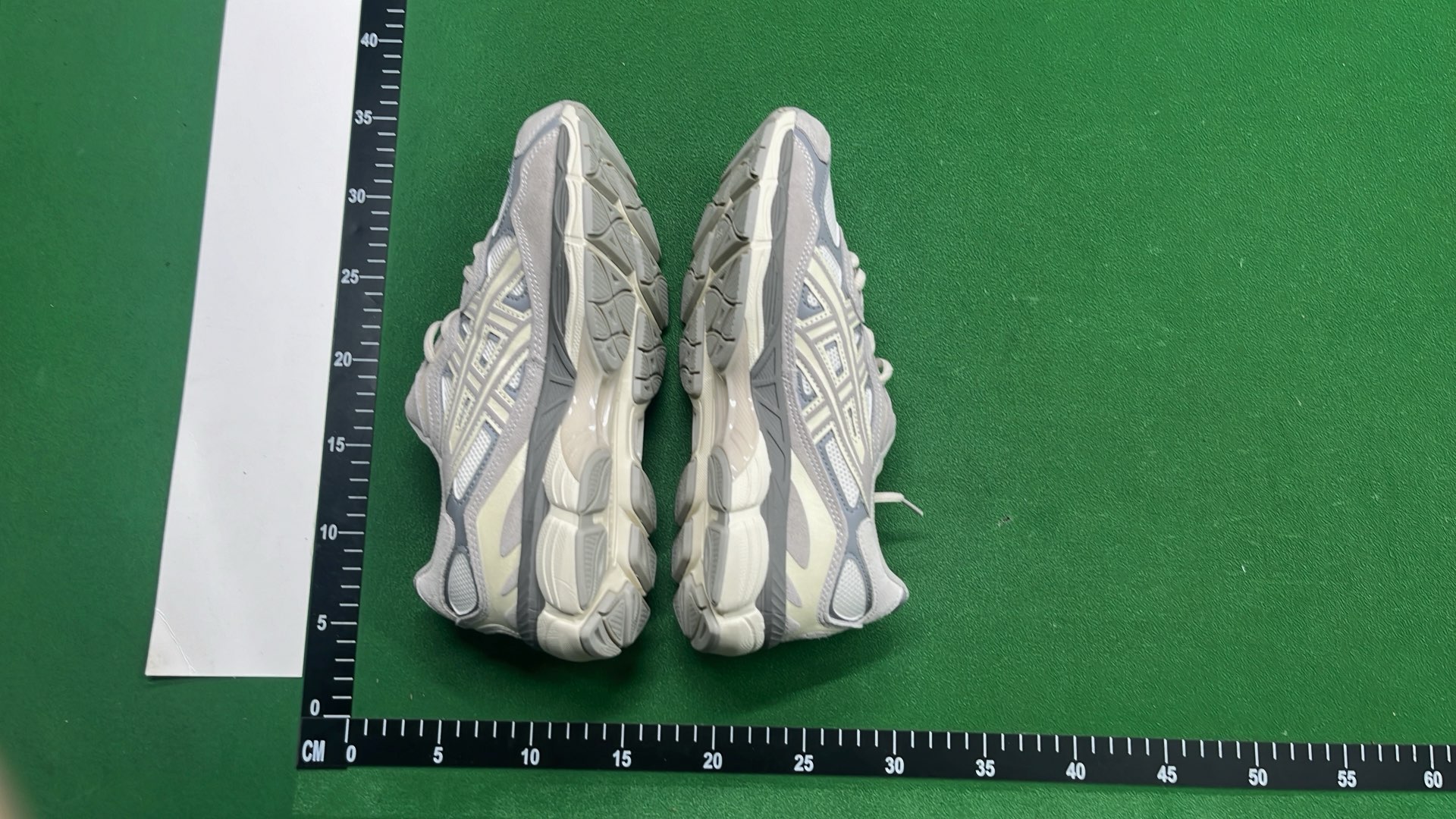 ASICS Gel-Kayano 14 Running Shoes