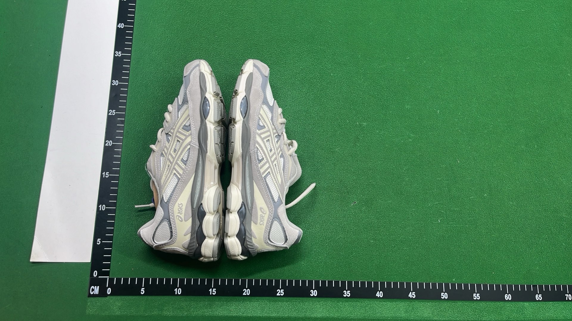 ASICS Gel-Kayano 14 Running Shoes