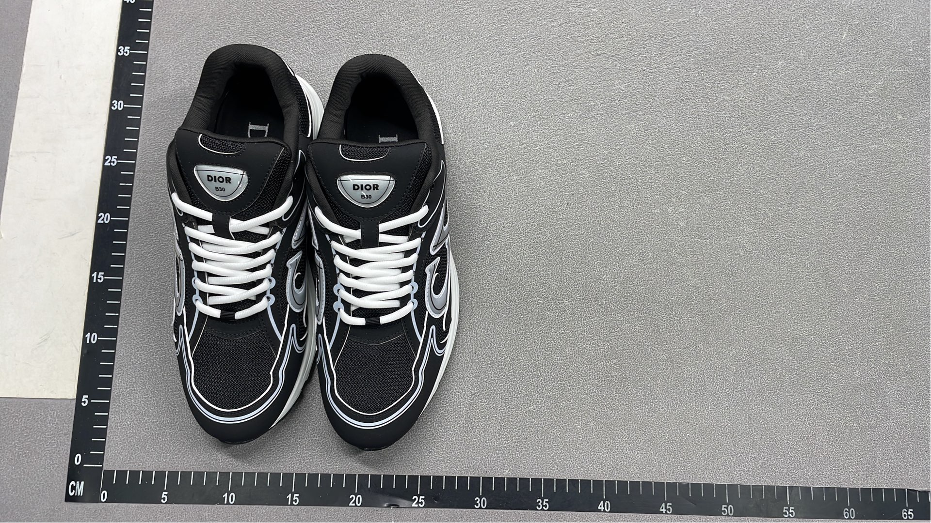 Dior Men's Sneakers White Black Mesh Running Shoes
