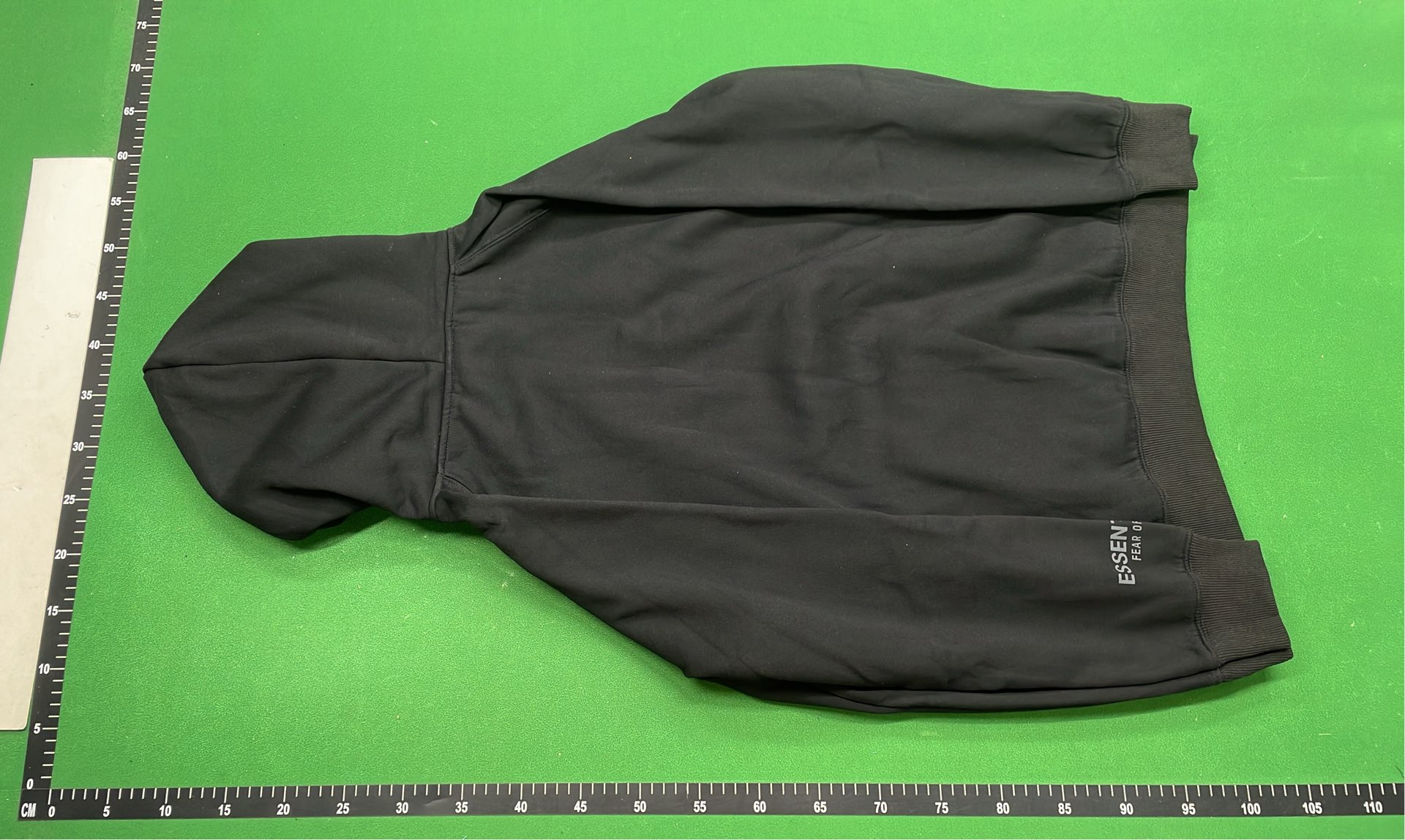ESSENTIALS Hoodie - Premium Streetwear Sweatshirt