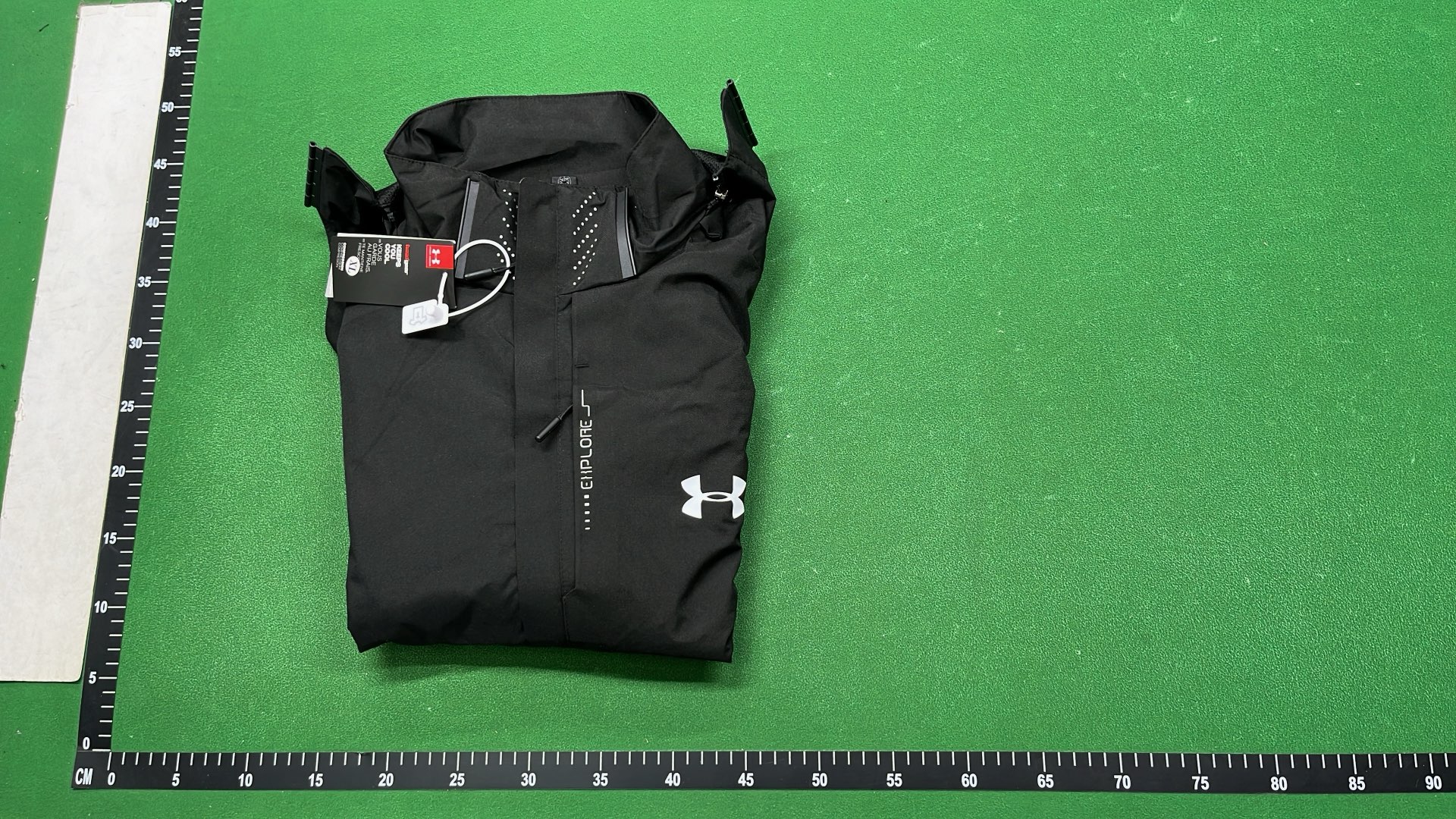 Under Armour Women's Lightweight Windbreaker Jacket