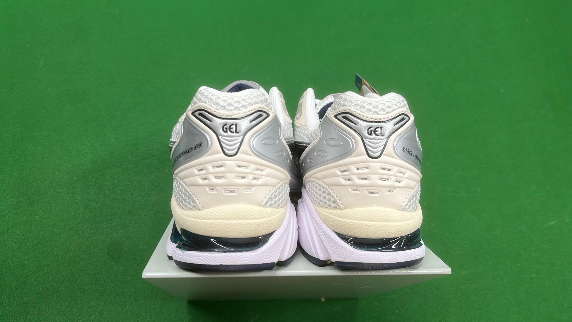 Asics Gel-Kayano 14 Running Shoes for Men Women