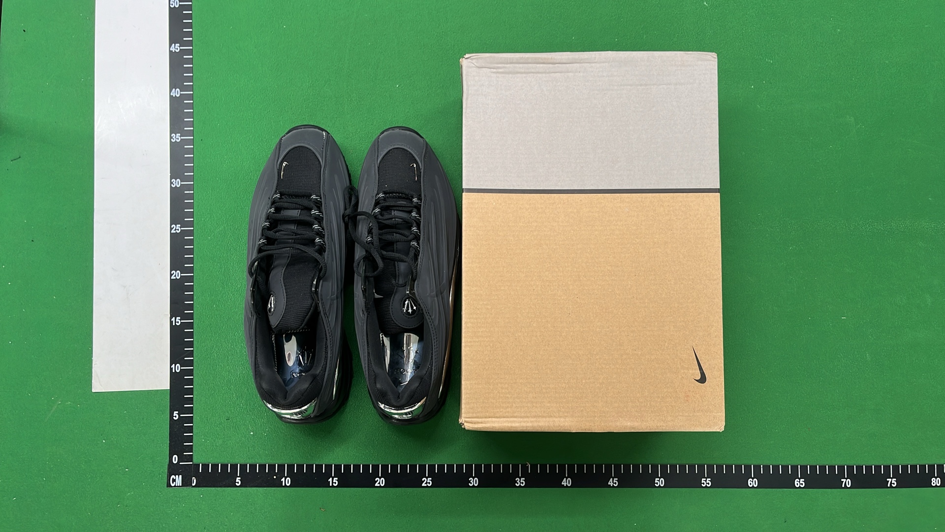 Nike Air Max 97 Sneakers - Classic Running Shoes for Men and Women