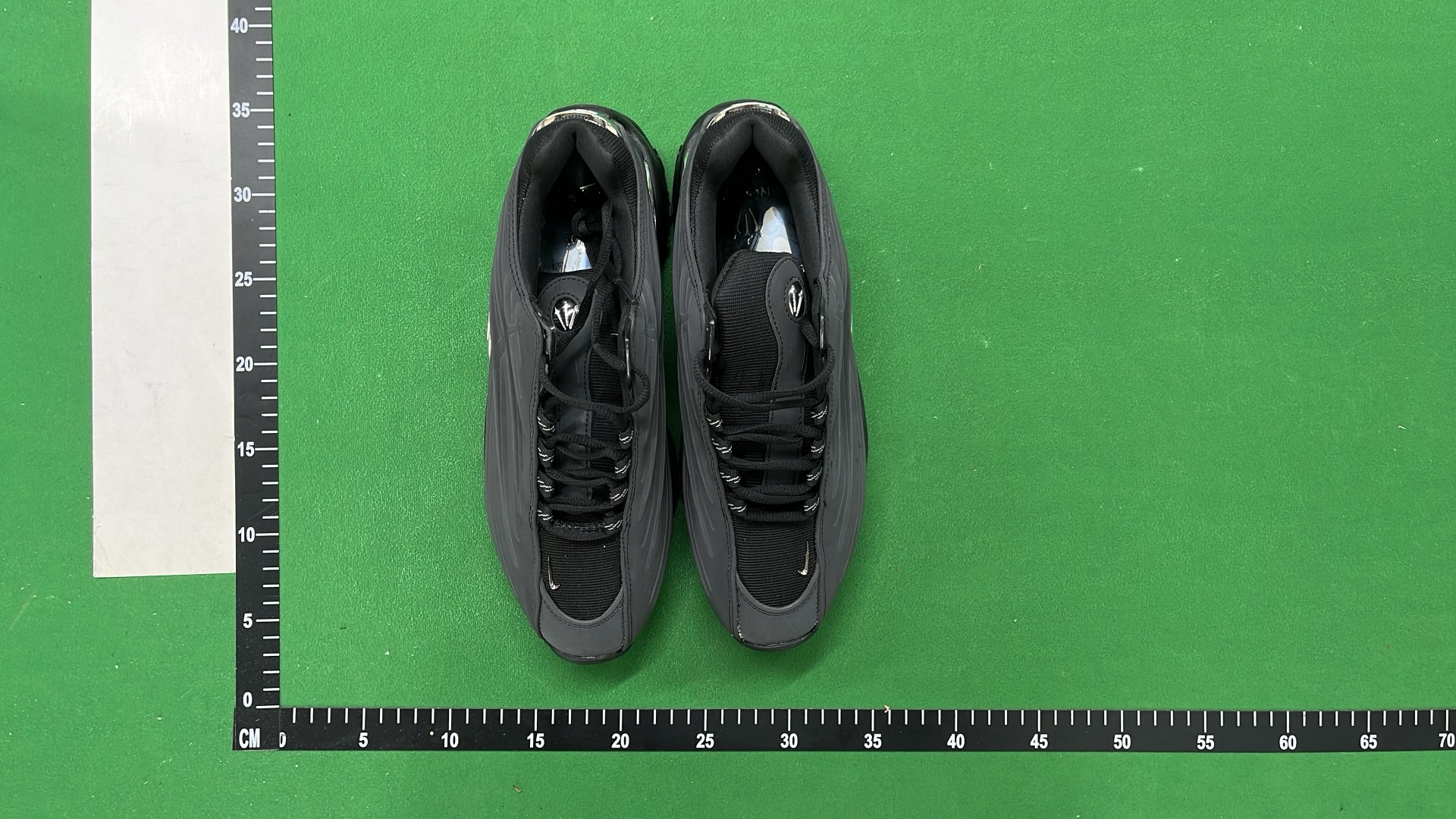 Nike Air Max 97 Sneakers - Classic Running Shoes for Men and Women