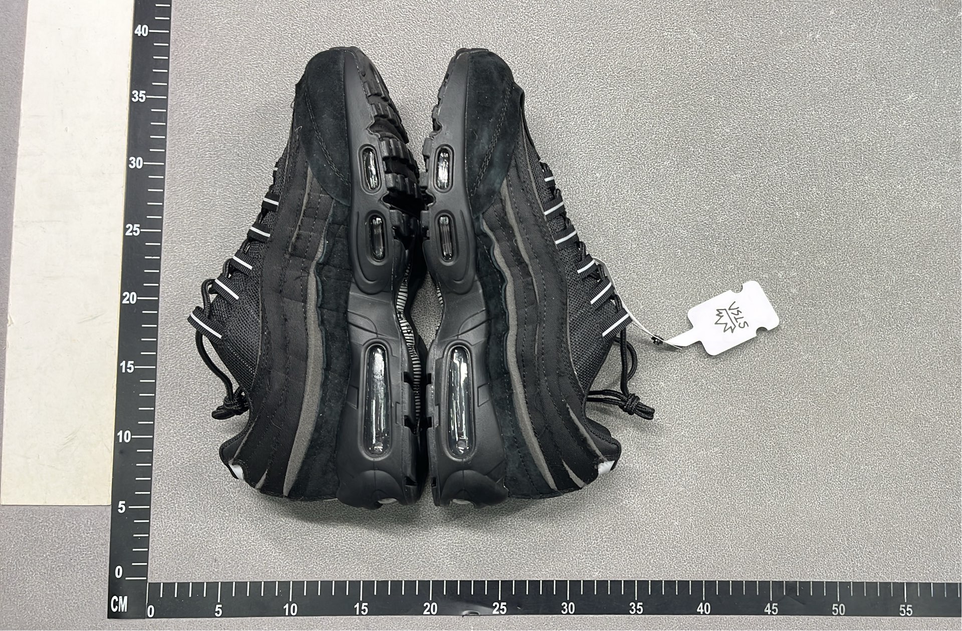 Nike Air Max 95 Black Mesh Sneakers for Men