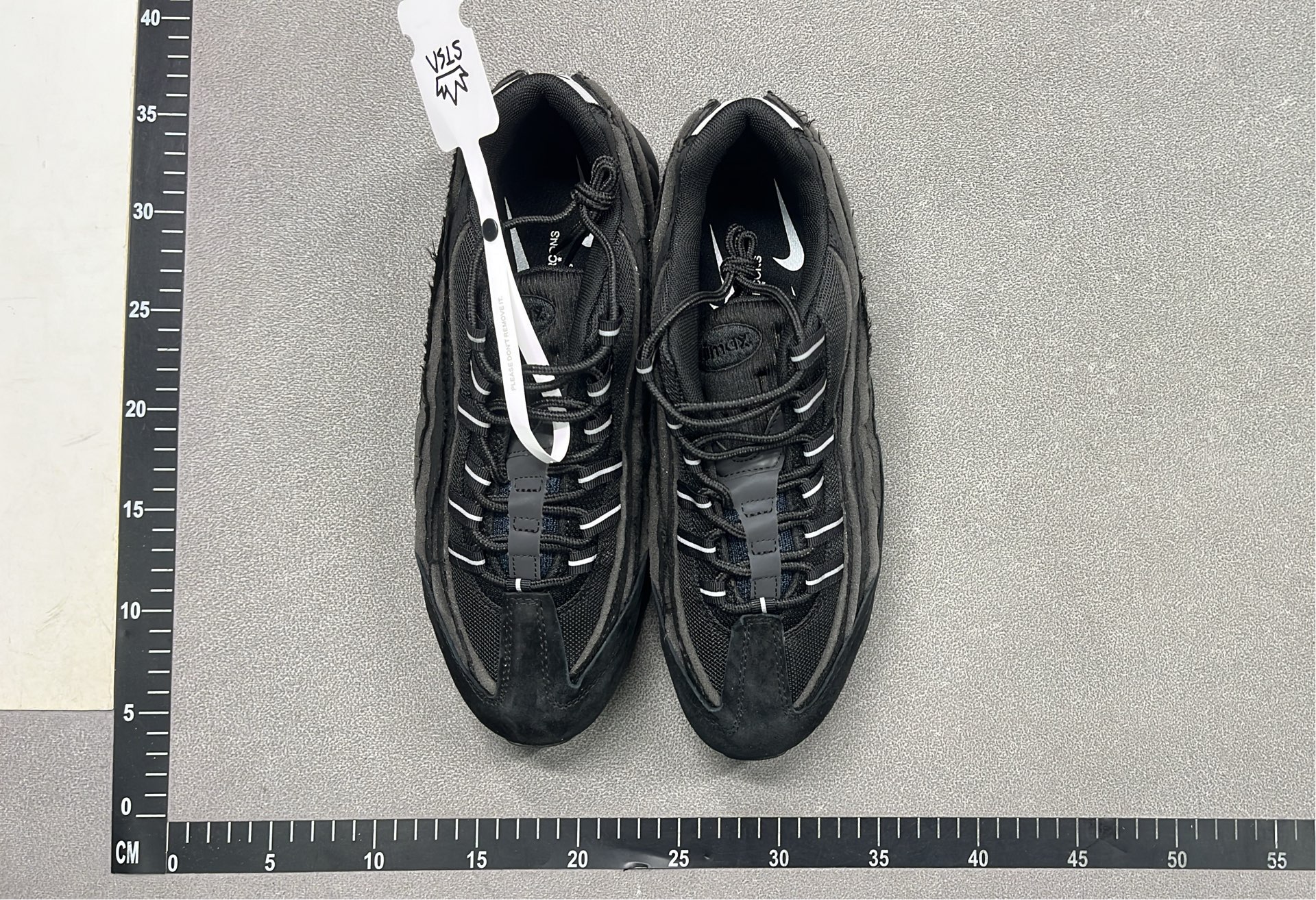 Nike Air Max 95 Black Mesh Sneakers for Men
