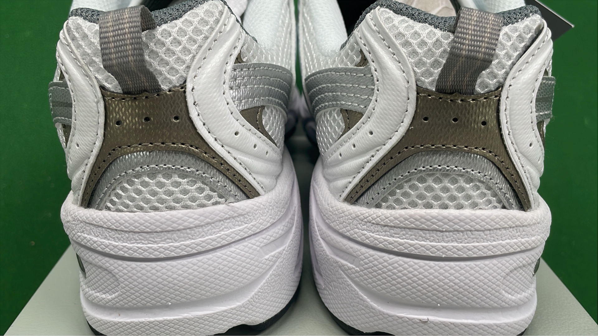 New Balance 530 Running Shoes for Men and Women
