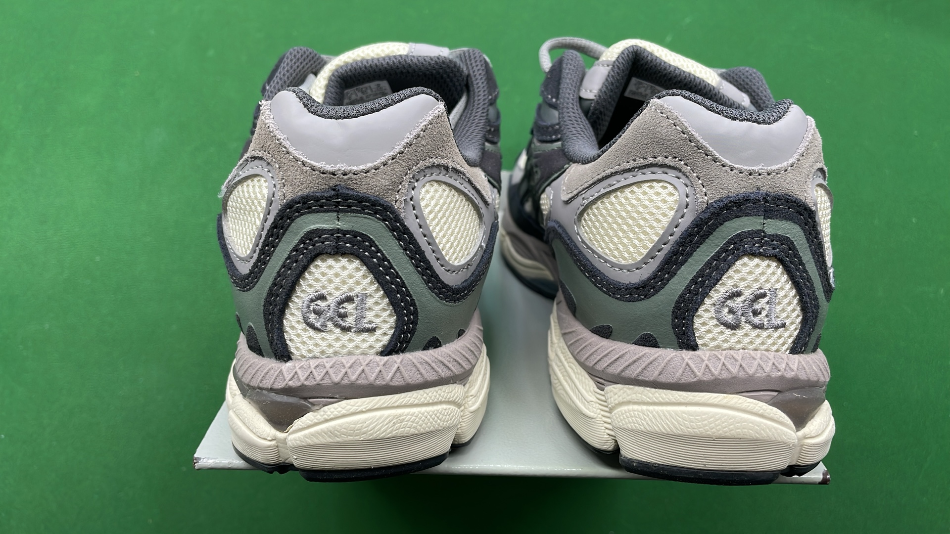 1:1 Batch Asics GEL-NYCshoes  in the Best OopBuy Spreadsheet QC photos