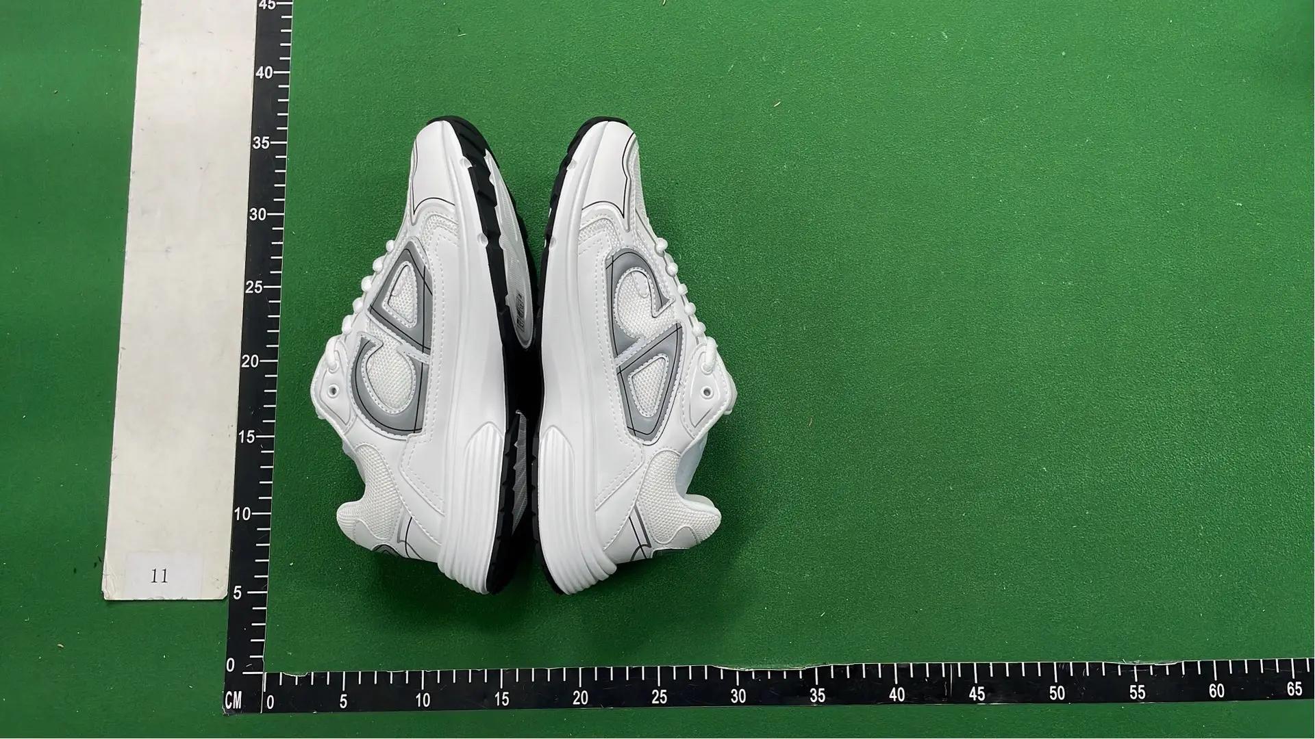 1:1 Batch DIOR B30 Shoes  in the Best OopBuy Spreadsheet QC photos
