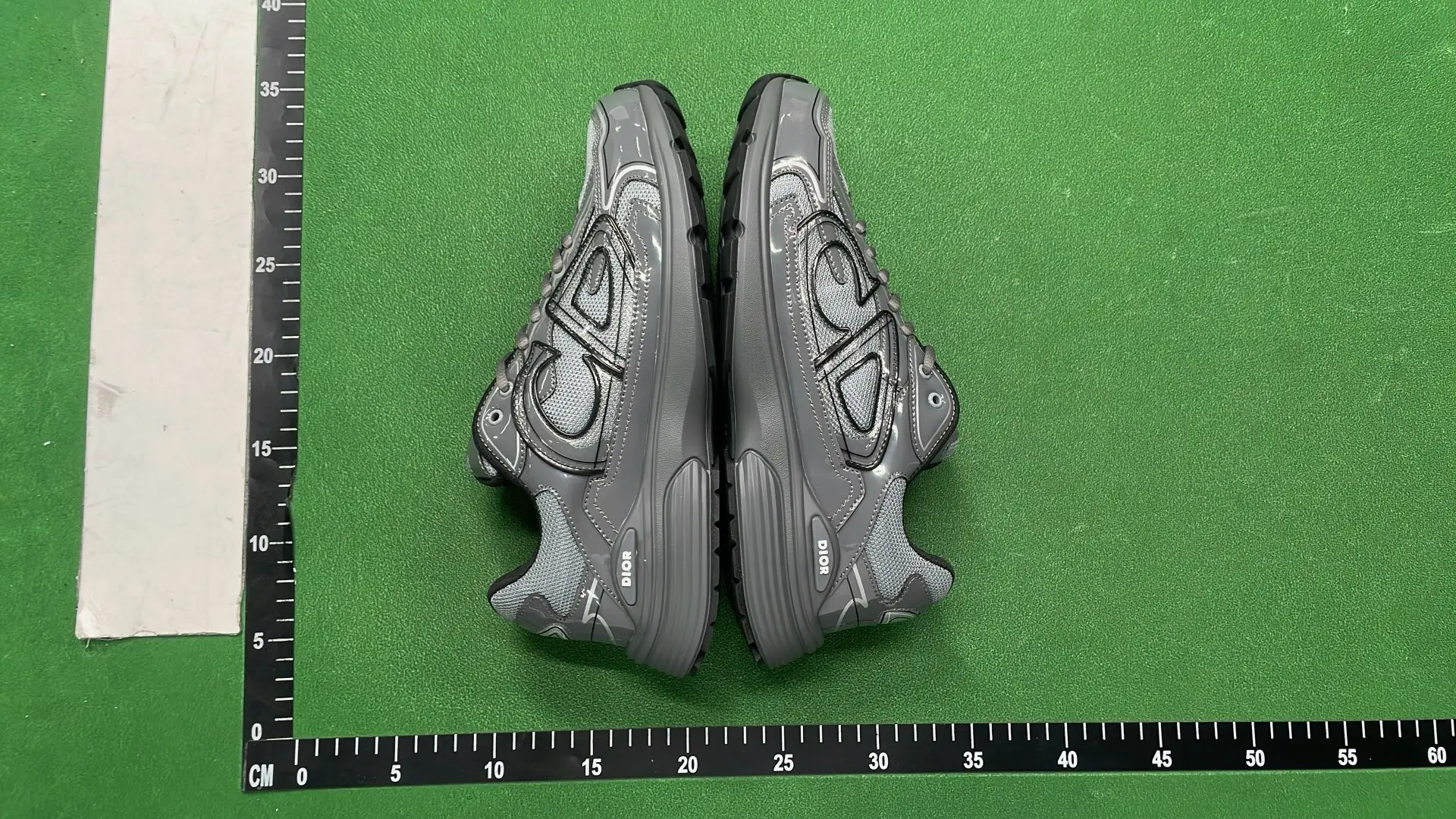 1:1 Batch DIOR B30 Shoes  in the Best OopBuy Spreadsheet QC photos