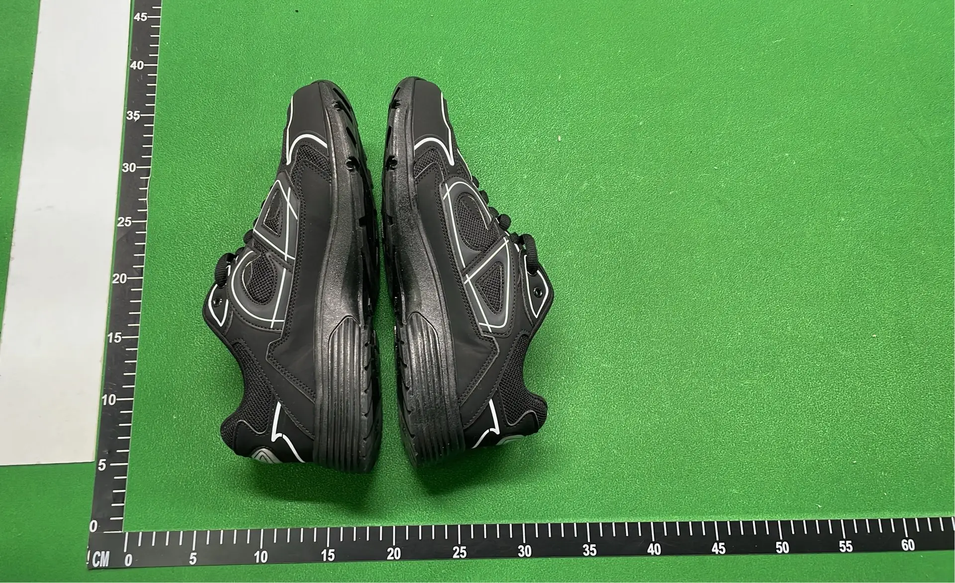 1:1 Batch DIOR B30 Shoes  in the Best OopBuy Spreadsheet QC photos