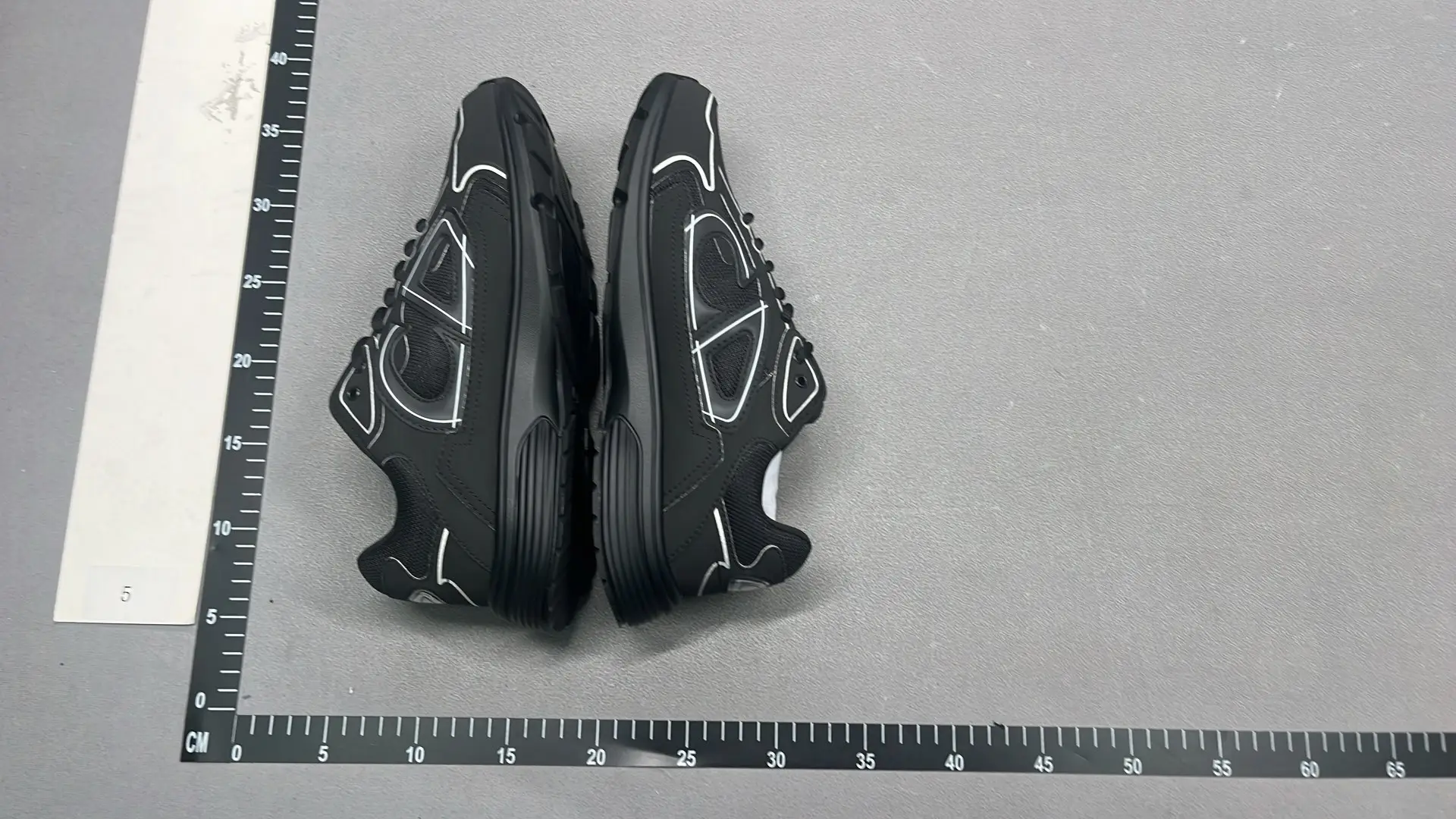 1:1 Batch DIOR B30 Shoes  in the Best OopBuy Spreadsheet QC photos