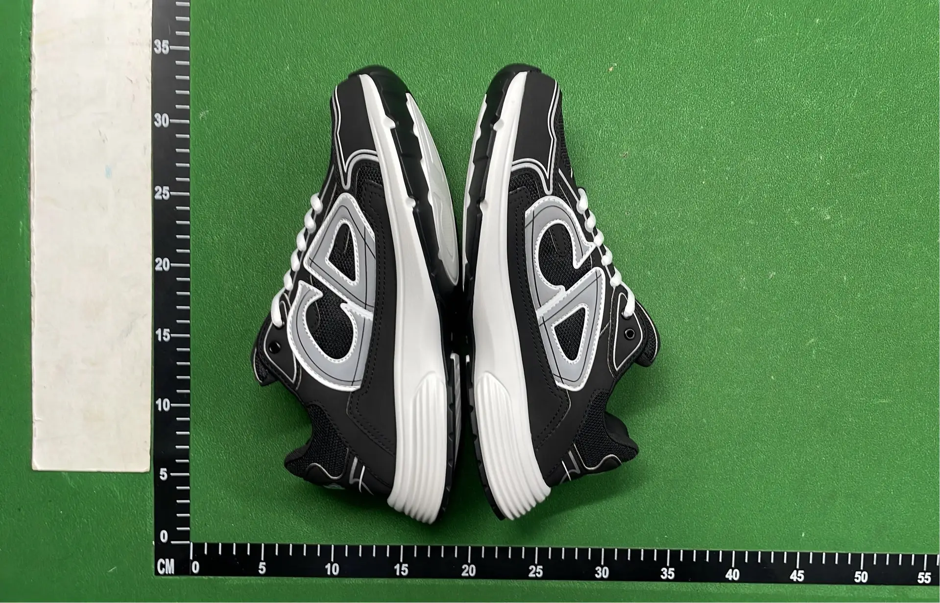 1:1 Batch DIOR B30 Shoes  in the Best OopBuy Spreadsheet QC photos