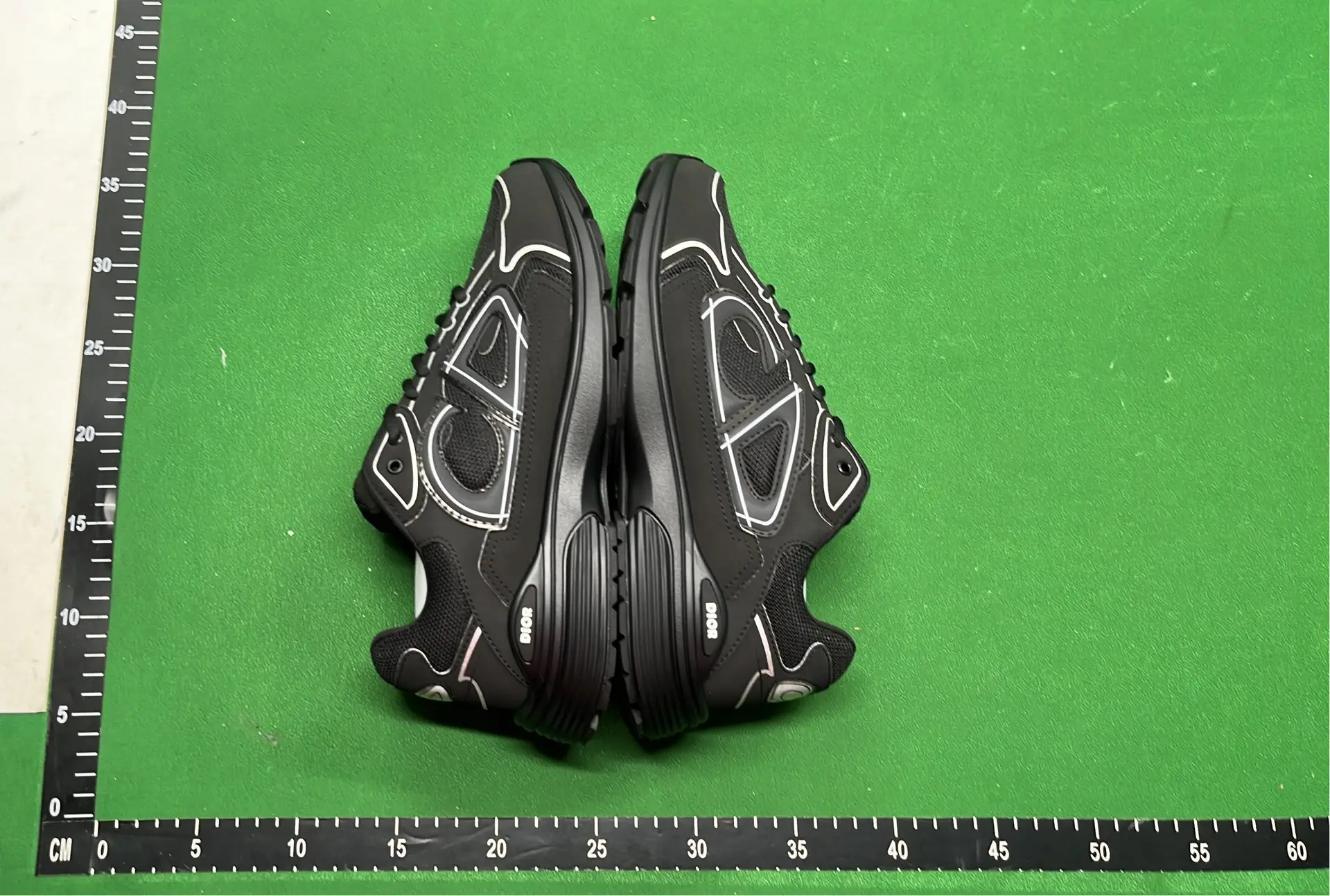 1:1 Batch DIOR B30 Shoes  in the Best OopBuy Spreadsheet QC photos