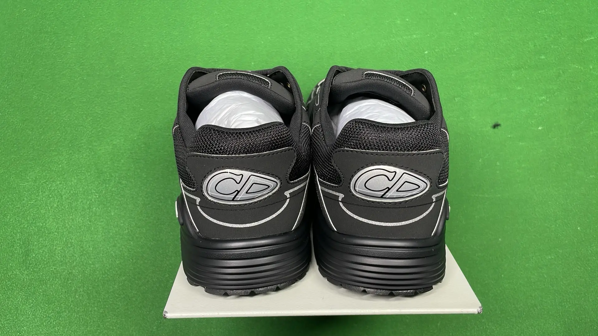 1:1 Batch DIOR B30 Shoes  in the Best OopBuy Spreadsheet QC photos
