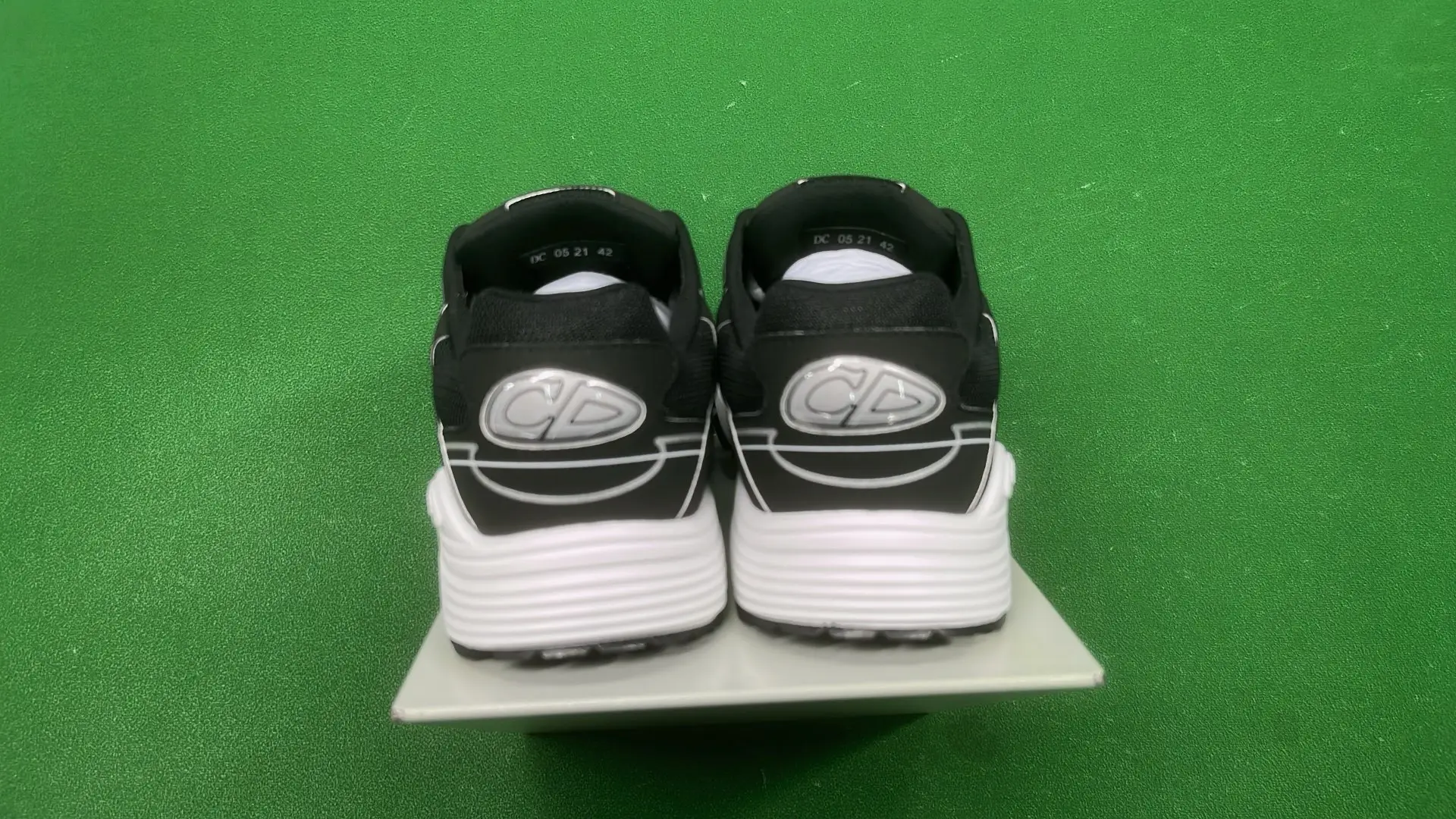 1:1 Batch DIOR B30 Shoes  in the Best OopBuy Spreadsheet QC photos