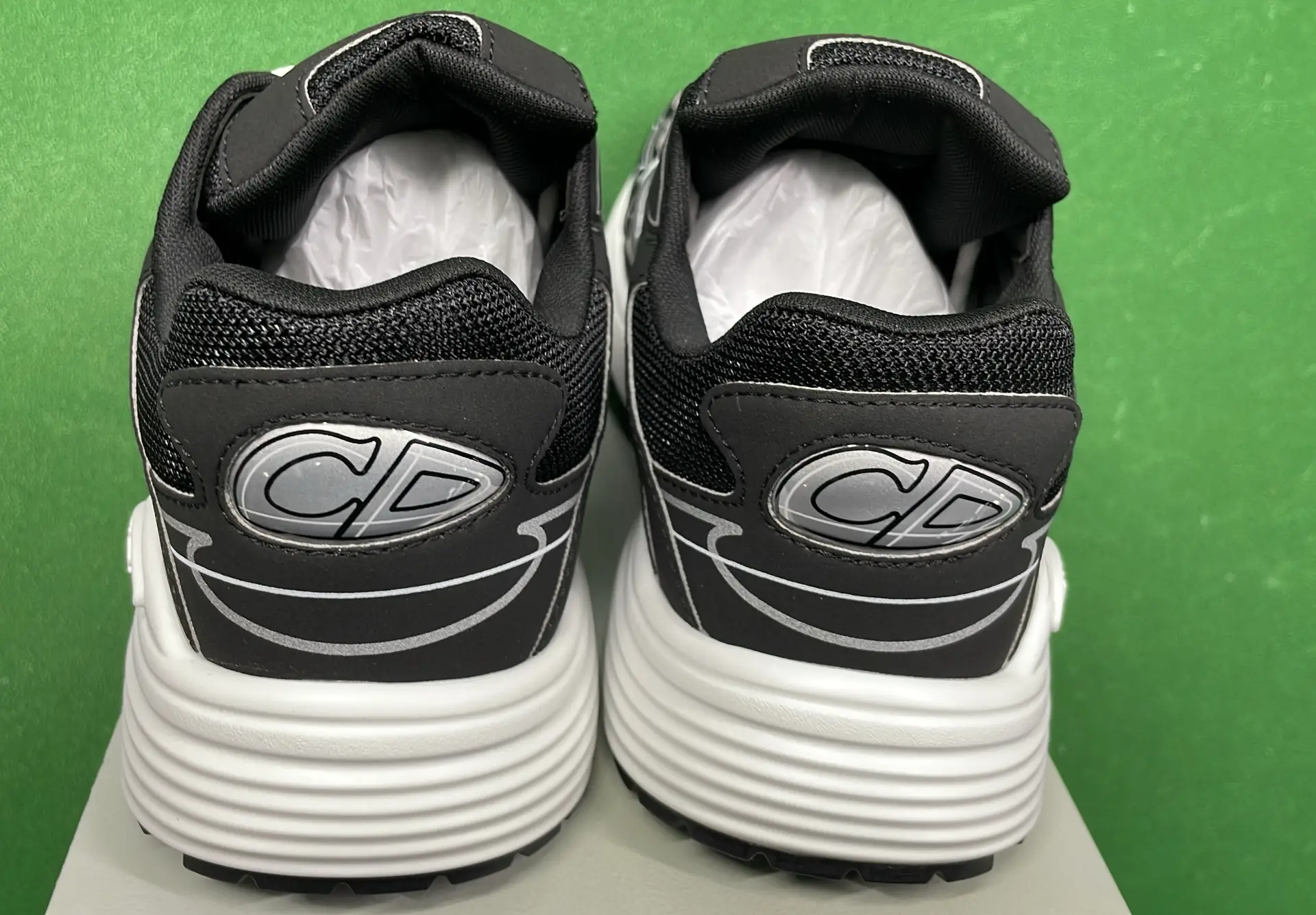 1:1 Batch DIOR B30 Shoes  in the Best OopBuy Spreadsheet QC photos
