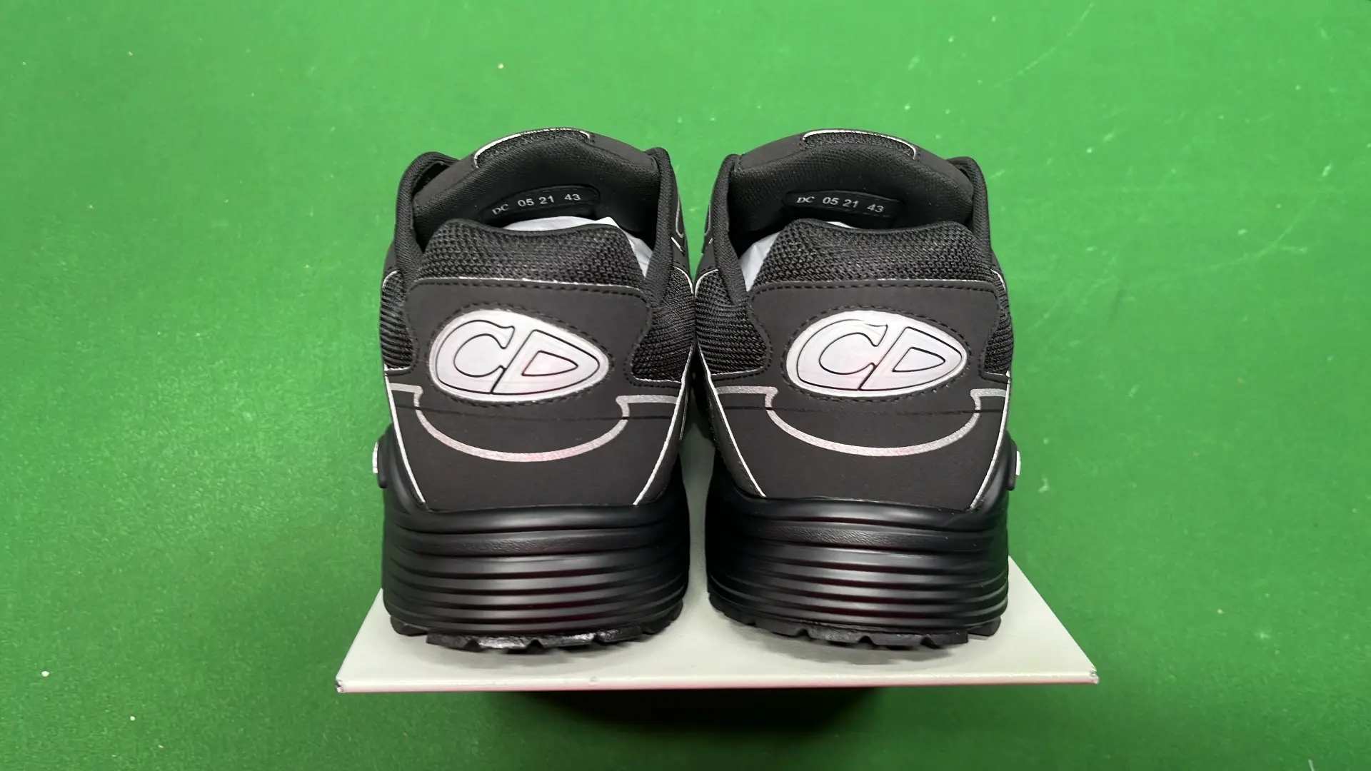 1:1 Batch DIOR B30 Shoes  in the Best OopBuy Spreadsheet QC photos