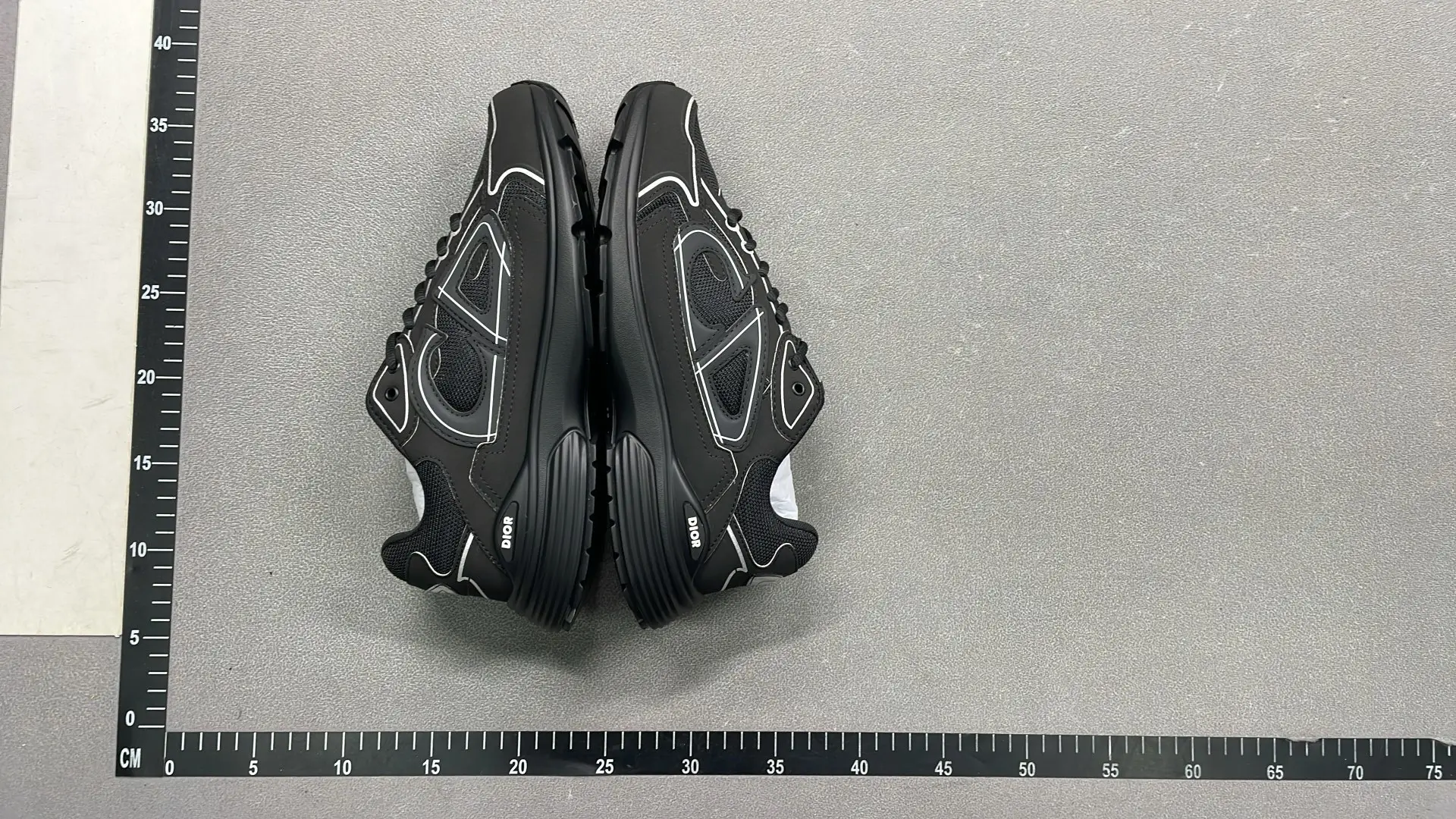 1:1 Batch DIOR B30 Shoes  in the Best OopBuy Spreadsheet QC photos