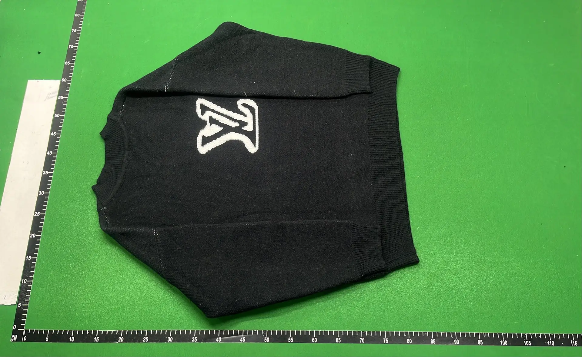1:1 Batch LOUIS VUITTONsweater1  in the Best OopBuy Spreadsheet QC photos