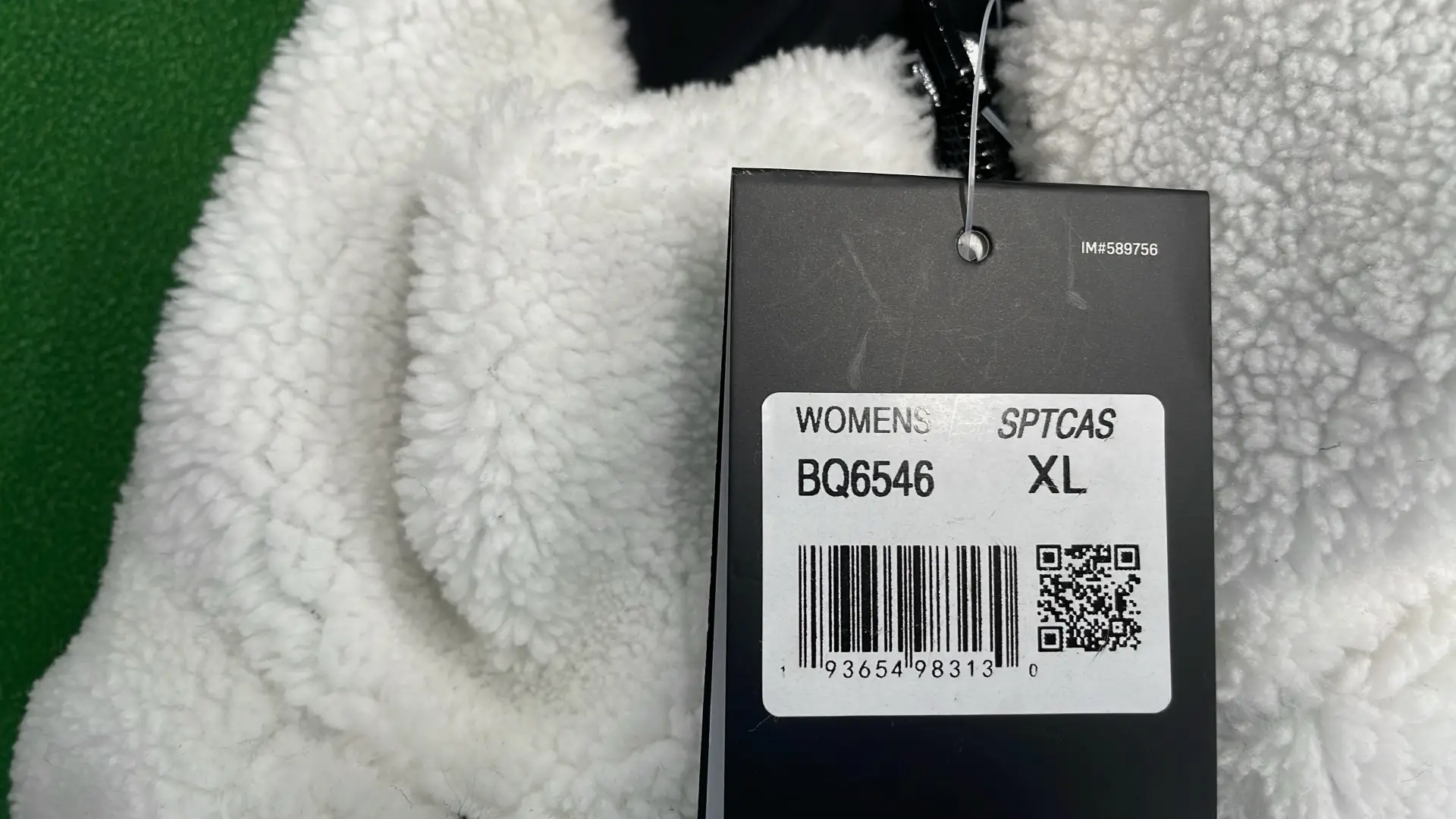 1:1 Batch Nike reversible sweater  in the Best OopBuy Spreadsheet QC photos