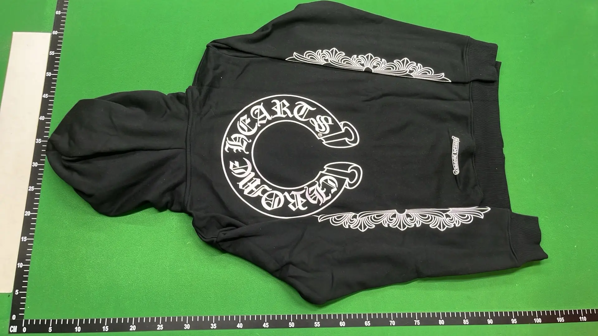 1:1 Batch ChroHearts hoodie  in the Best OopBuy Spreadsheet QC photos