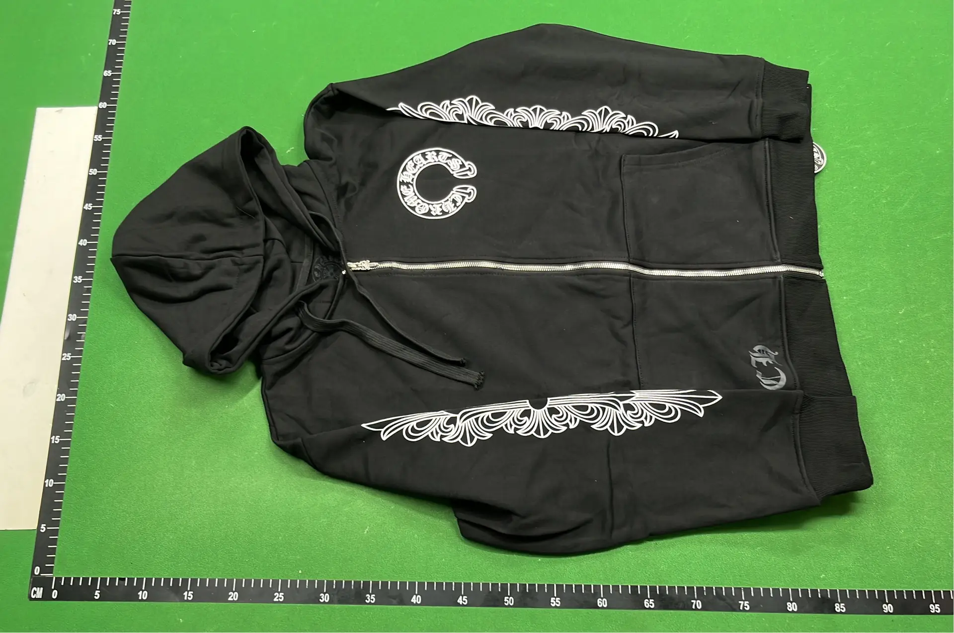 1:1 Batch ChroHearts hoodie  in the Best OopBuy Spreadsheet QC photos