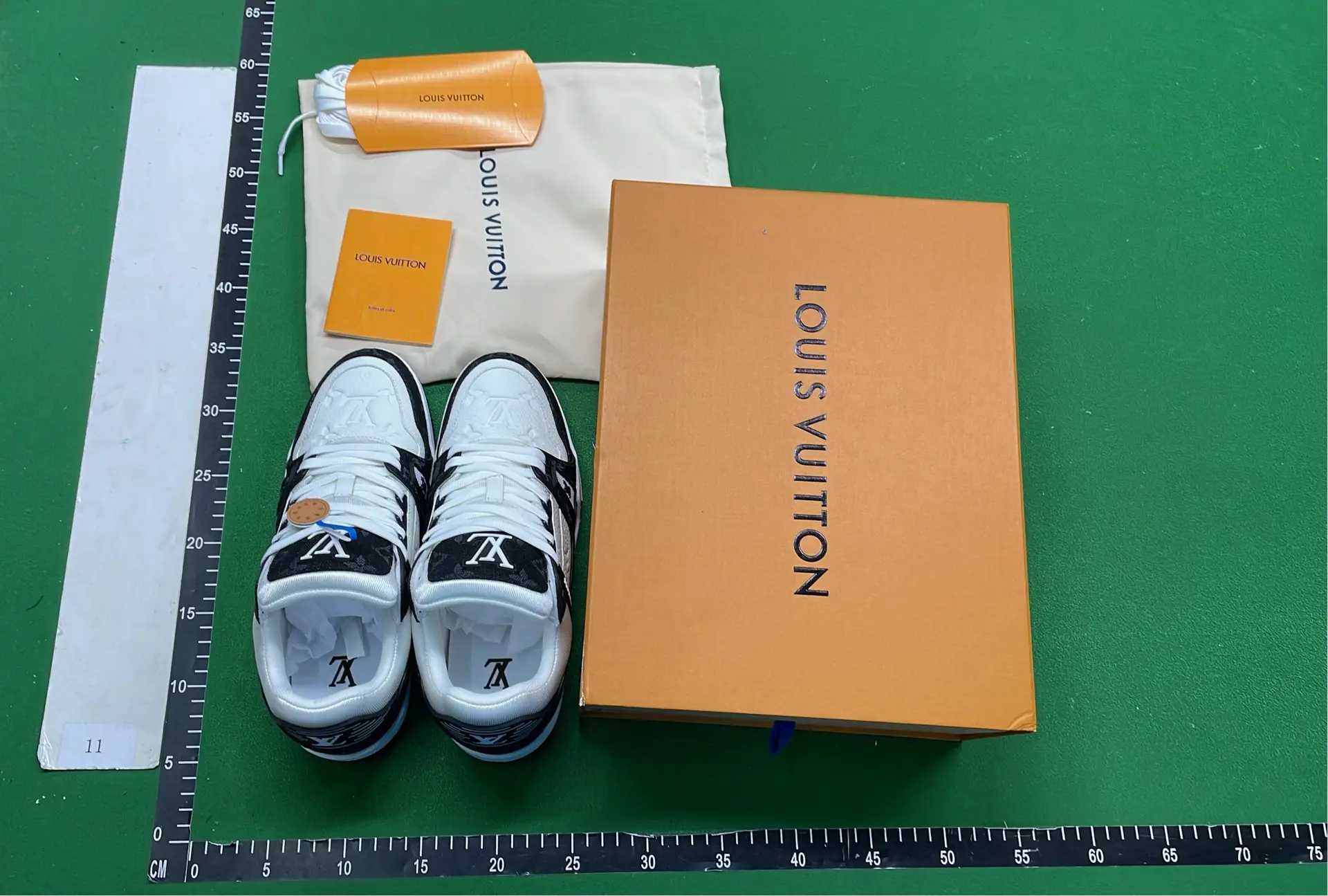 1:1 Batch LOUIS VUITTON Trainer Shoes  in the Best OopBuy Spreadsheet QC photos