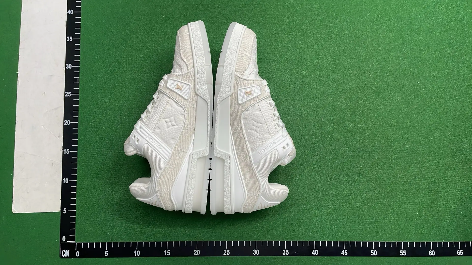 1:1 Batch LOUIS VUITTON Trainer Shoes  in the Best OopBuy Spreadsheet QC photos