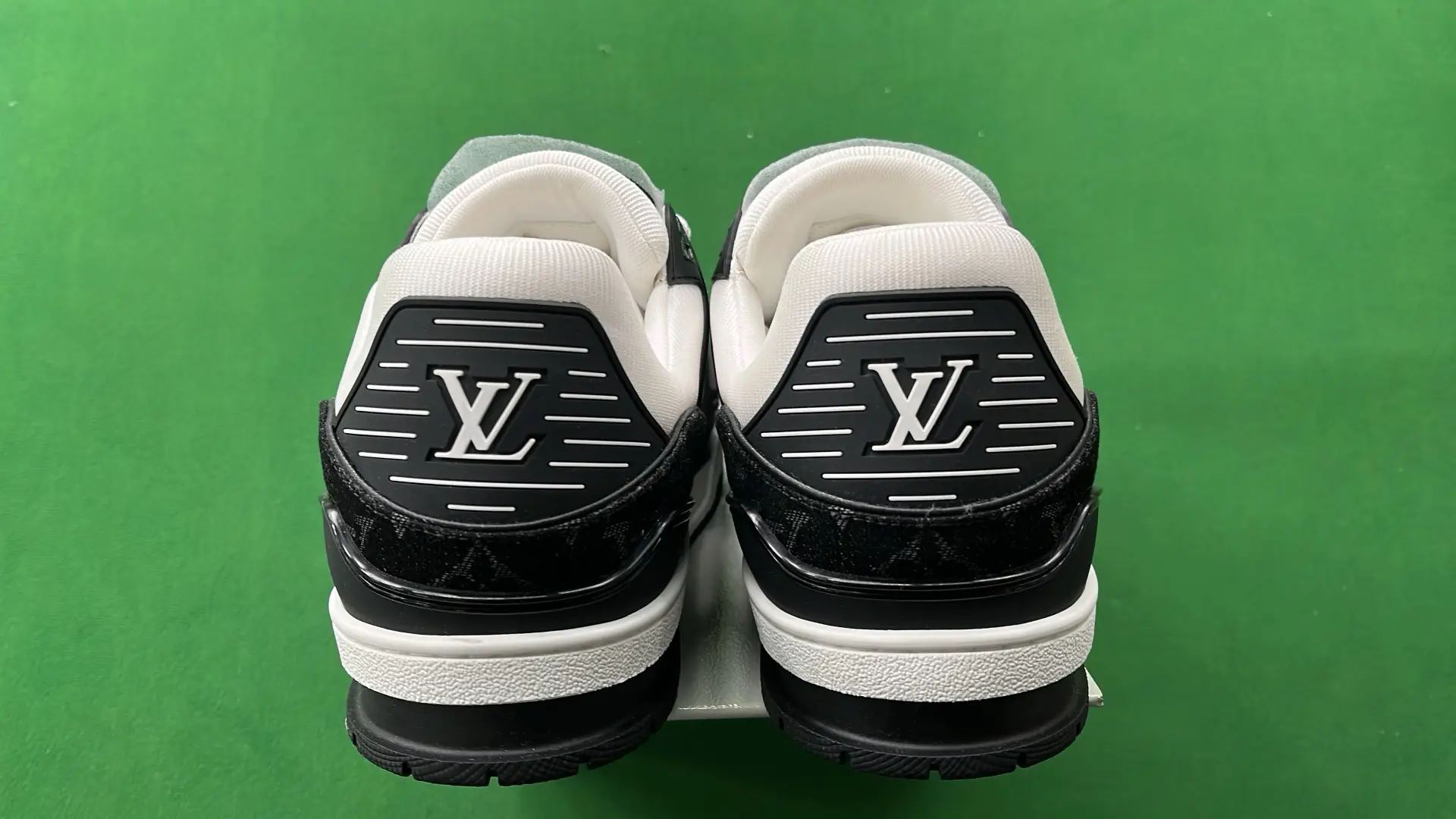 1:1 Batch LOUIS VUITTON Trainer Shoes  in the Best OopBuy Spreadsheet QC photos