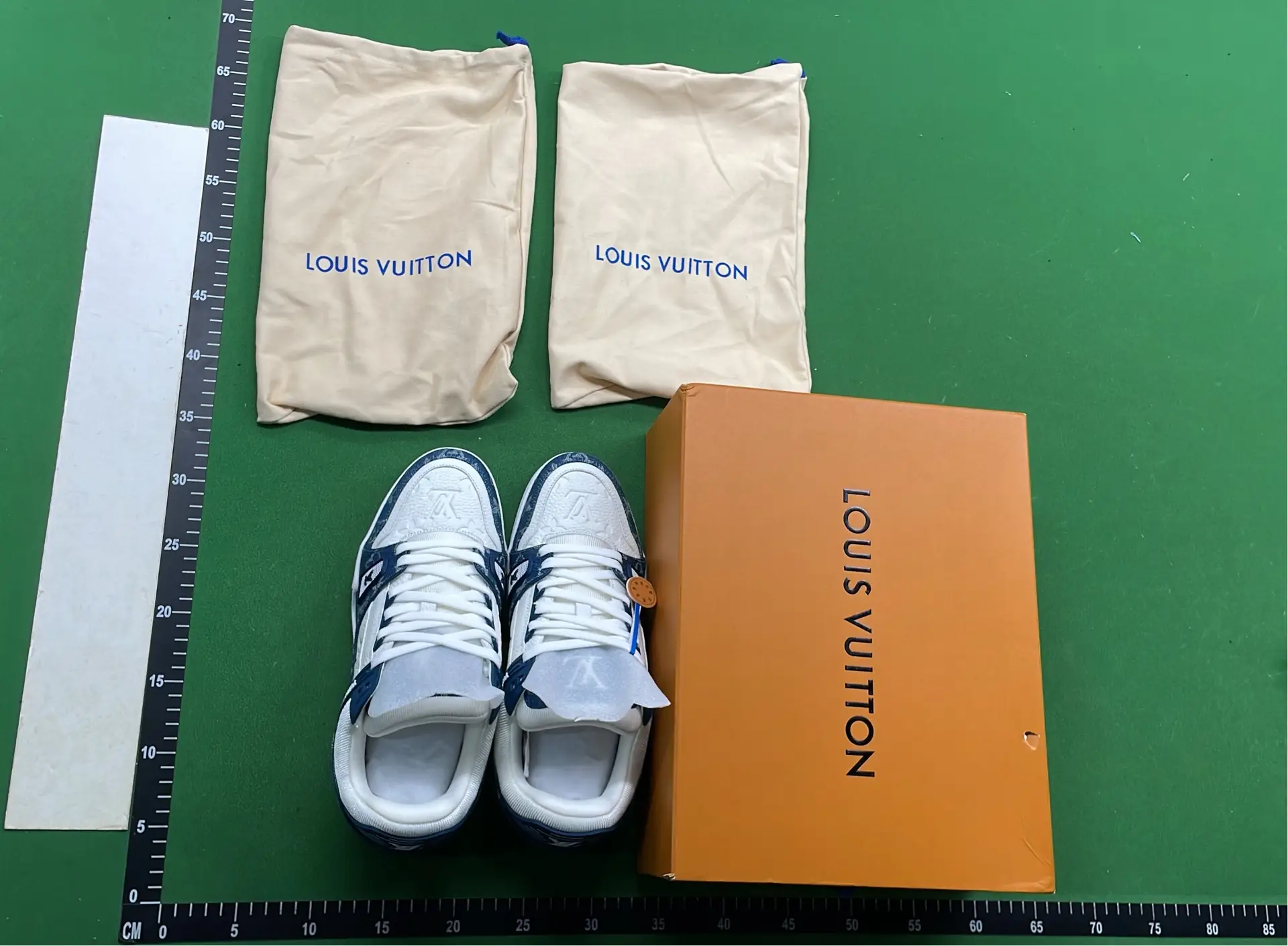 1:1 Batch LOUIS VUITTON Trainer Shoes  in the Best OopBuy Spreadsheet QC photos