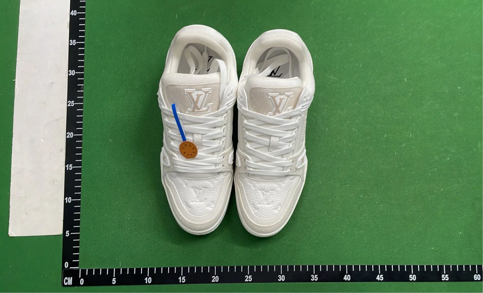 1:1 Batch LOUIS VUITTON Trainer Shoes  in the Best OopBuy Spreadsheet QC photos