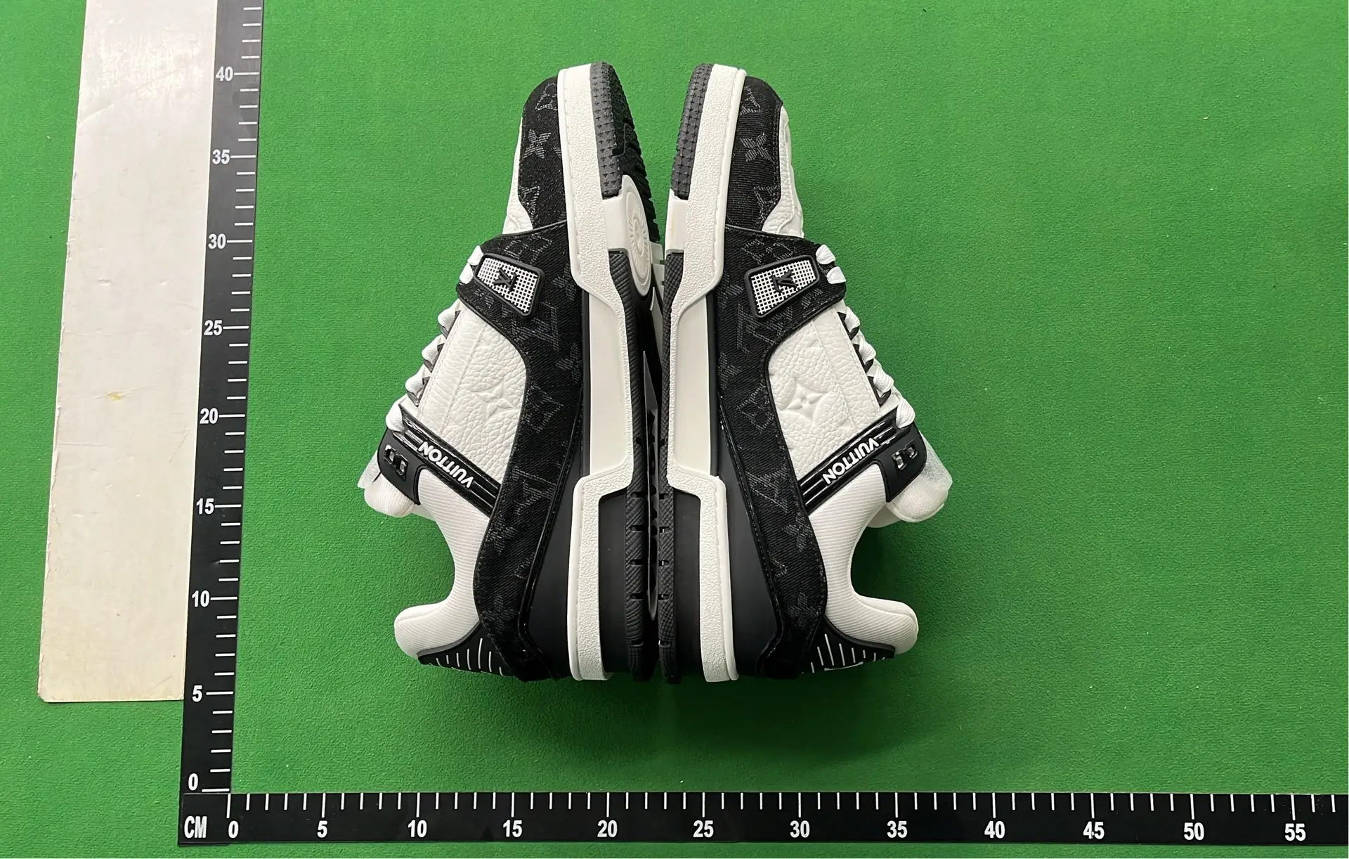 1:1 Batch LOUIS VUITTON Trainer Shoes  in the Best OopBuy Spreadsheet QC photos