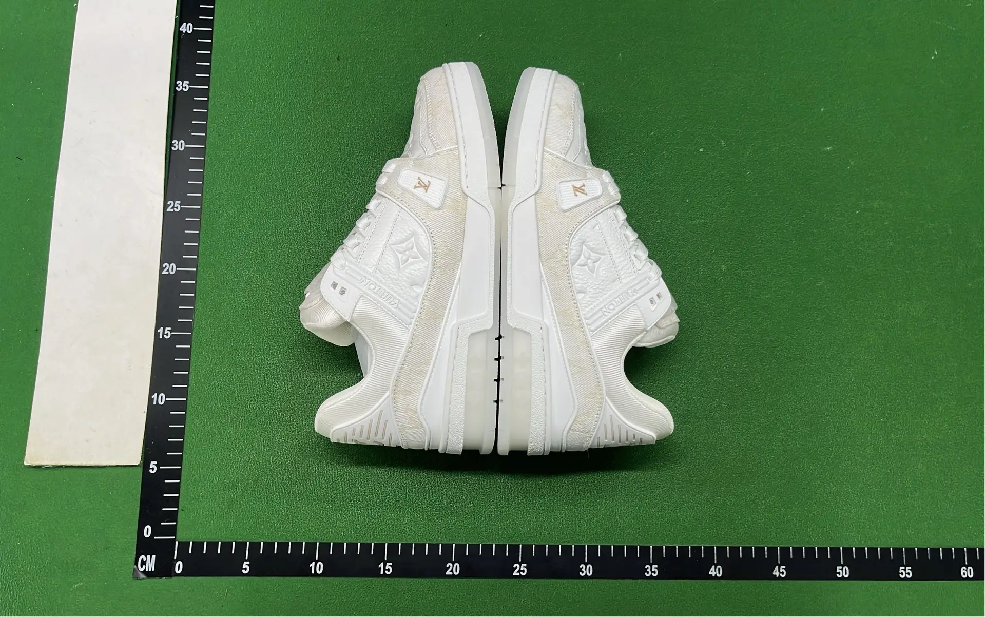 1:1 Batch LOUIS VUITTON Trainer Shoes  in the Best OopBuy Spreadsheet QC photos