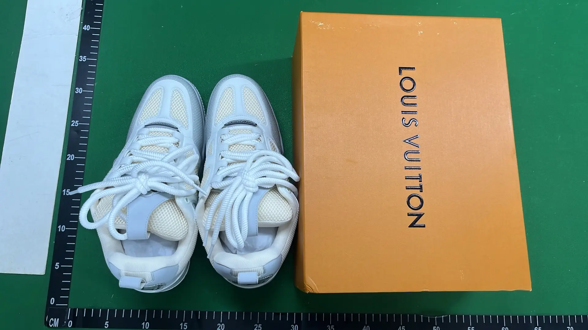 1:1 Batch LOUIS VUITTON shoes-1  in the Best OopBuy Spreadsheet QC photos