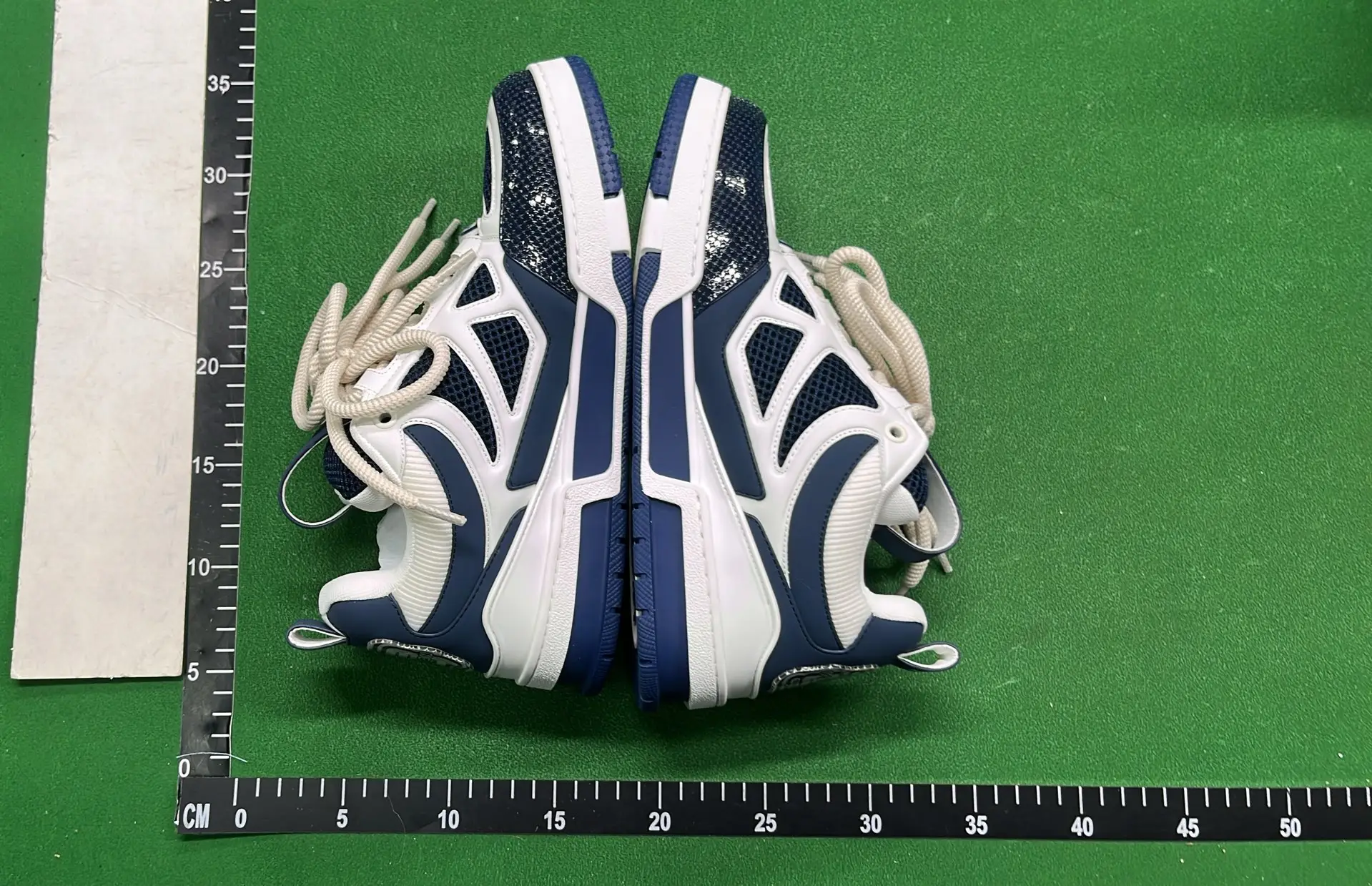 1:1 Batch LOUIS VUITTON shoes-1  in the Best OopBuy Spreadsheet QC photos