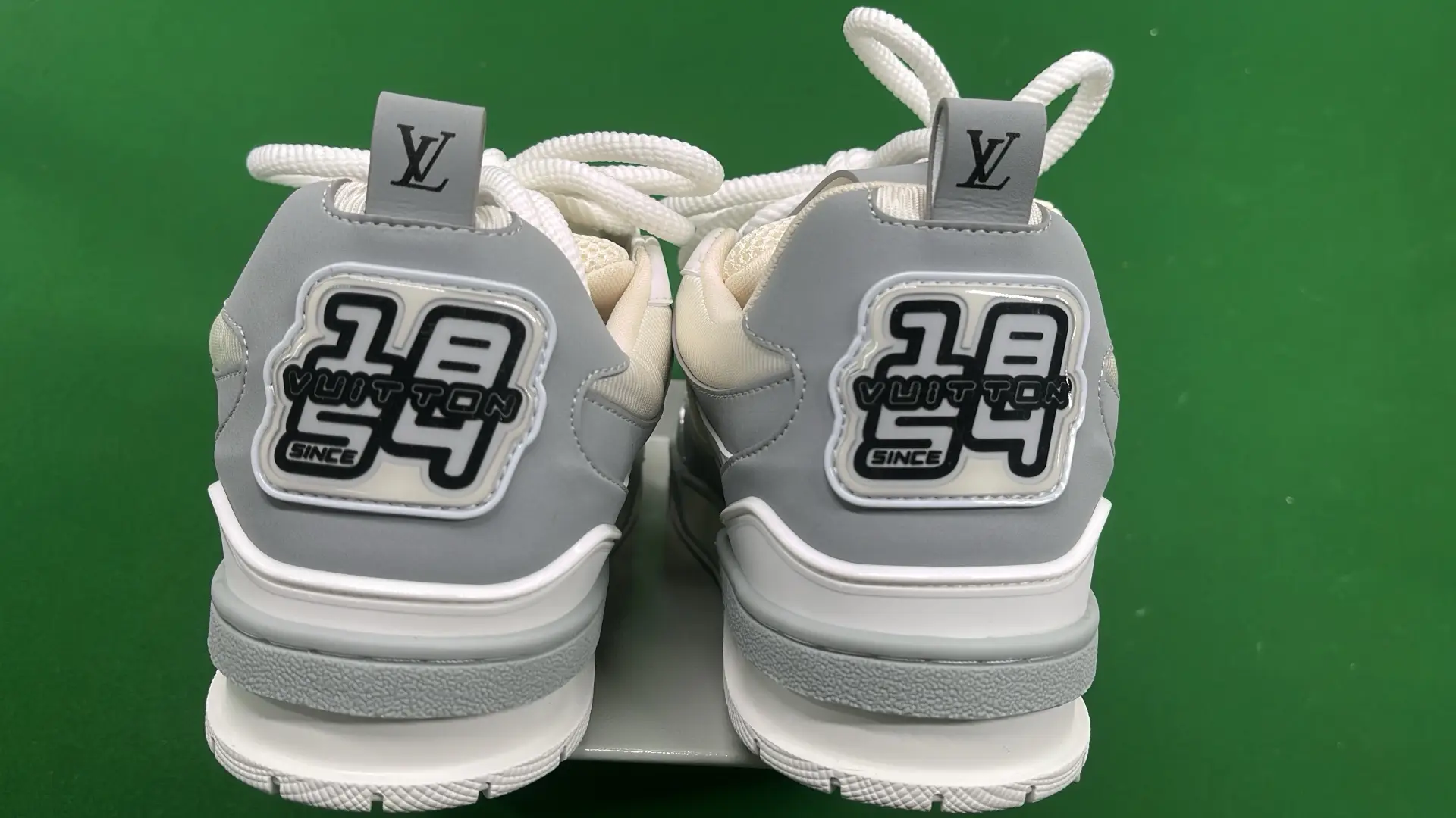 1:1 Batch LOUIS VUITTON shoes-1  in the Best OopBuy Spreadsheet QC photos