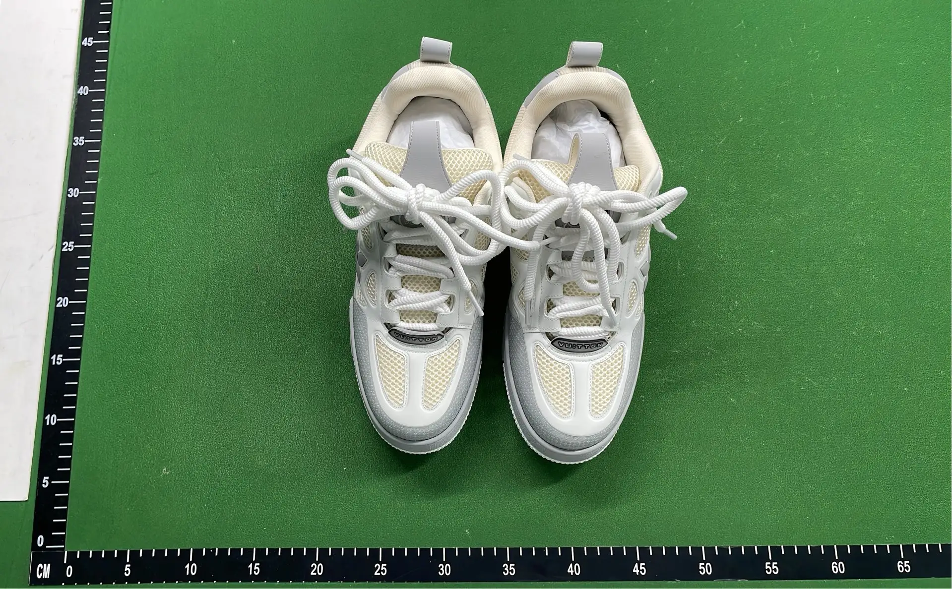 1:1 Batch LOUIS VUITTON shoes-1  in the Best OopBuy Spreadsheet QC photos