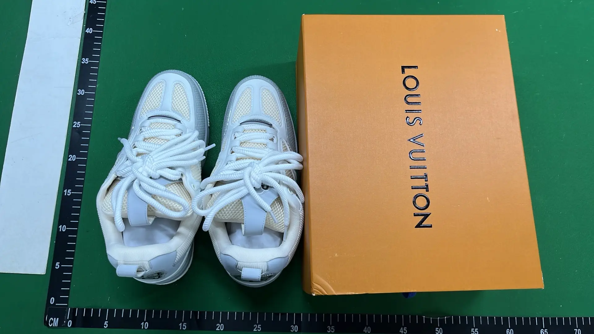 1:1 Batch LOUIS VUITTON shoes-1  in the Best OopBuy Spreadsheet QC photos