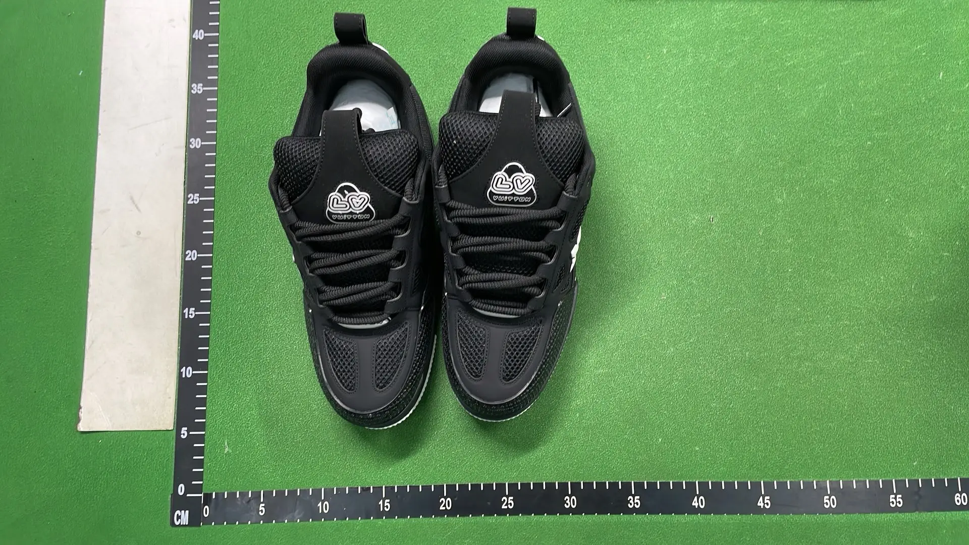 1:1 Batch LOUIS VUITTON shoes-1  in the Best OopBuy Spreadsheet QC photos